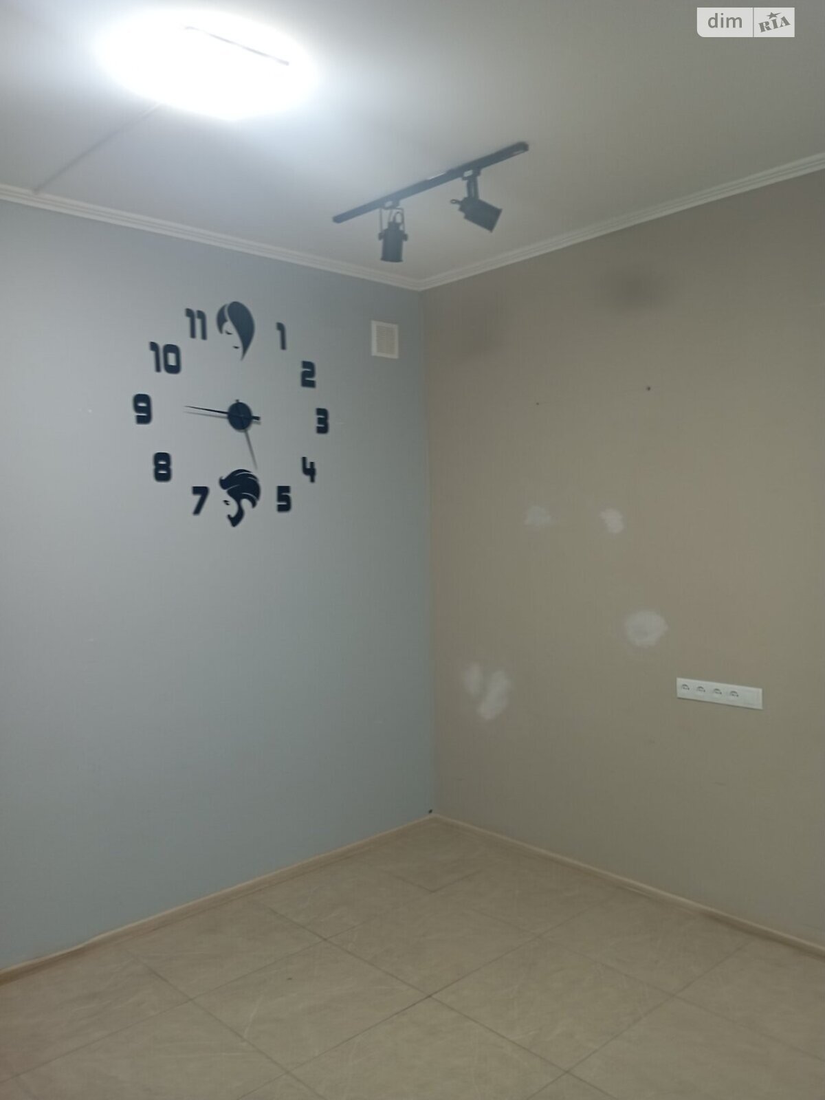 Коммерческое помещение в Тернополе, сдам в аренду по 15-го Апреля улица, район Молодежный, цена: 15 000 грн за объект фото 1