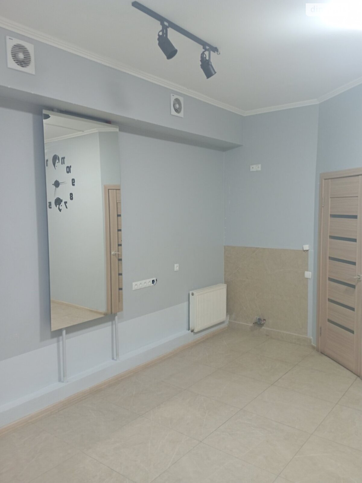 Коммерческое помещение в Тернополе, сдам в аренду по 15-го Апреля улица, район Молодежный, цена: 15 000 грн за объект фото 1