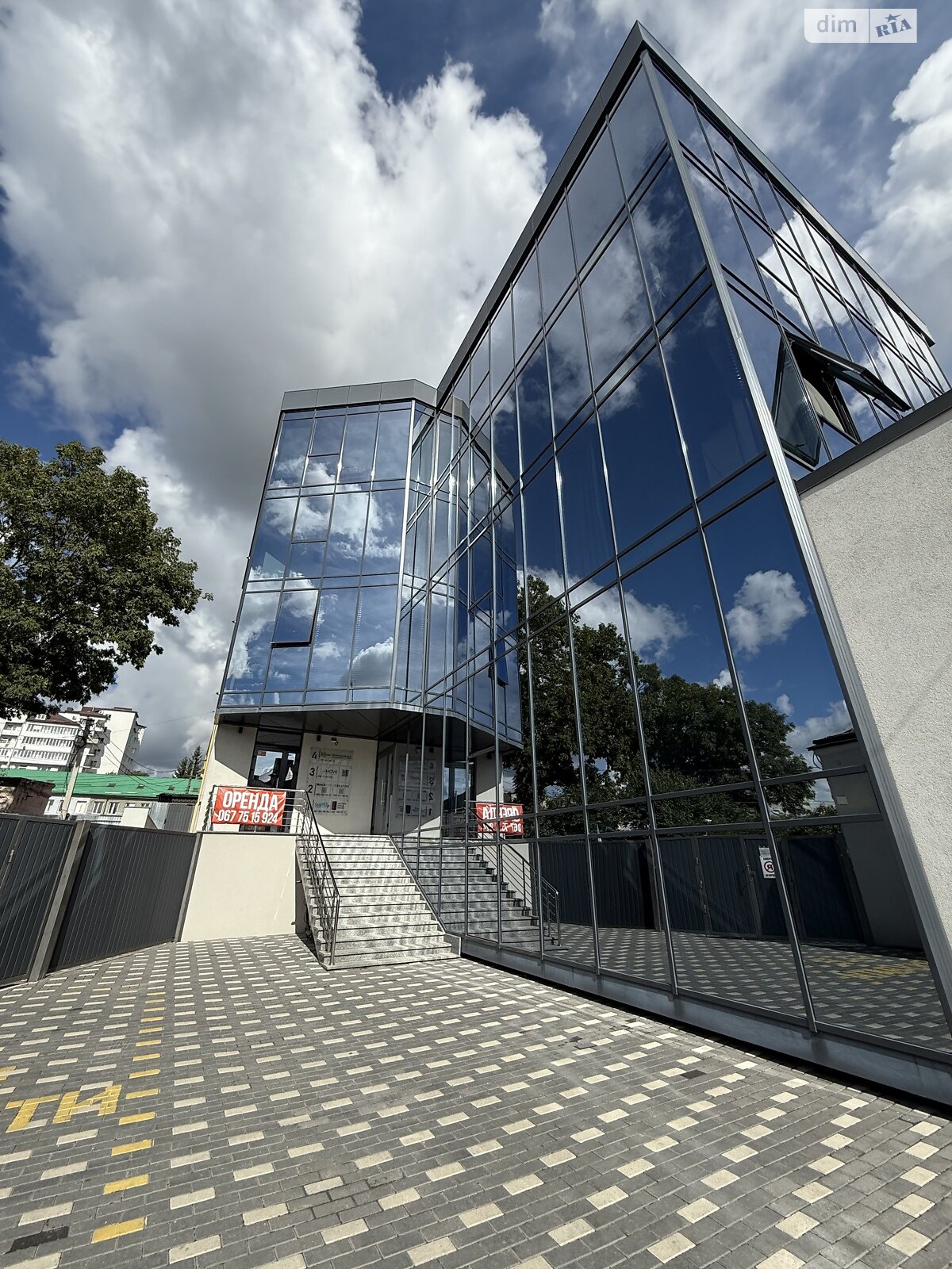 Комерційне приміщення в Тернополі, здам в оренду по Збаразька вулиця, район Новий світ, ціна: 36 750 грн за об’єкт фото 1 Комерційне приміщення в Тернополі, здам в оренду по Збаразька вулиця, район Новий світ, ціна: 36 750 грн за об’єкт фото 1