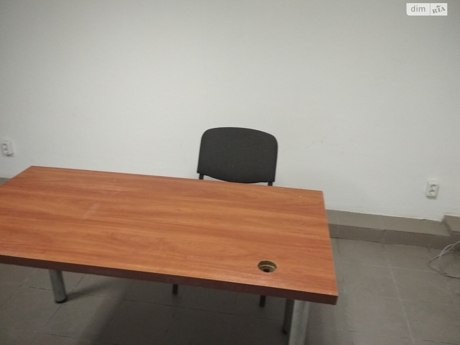Комерційне приміщення в Тернополі, здам в оренду по Білогірська вулиця 18Б, район Оболоня, ціна: 5 006 грн за об’єкт фото 1 Комерційне приміщення в Тернополі, здам в оренду по Білогірська вулиця 18Б, район Оболоня, ціна: 5 006 грн за об’єкт фото 1