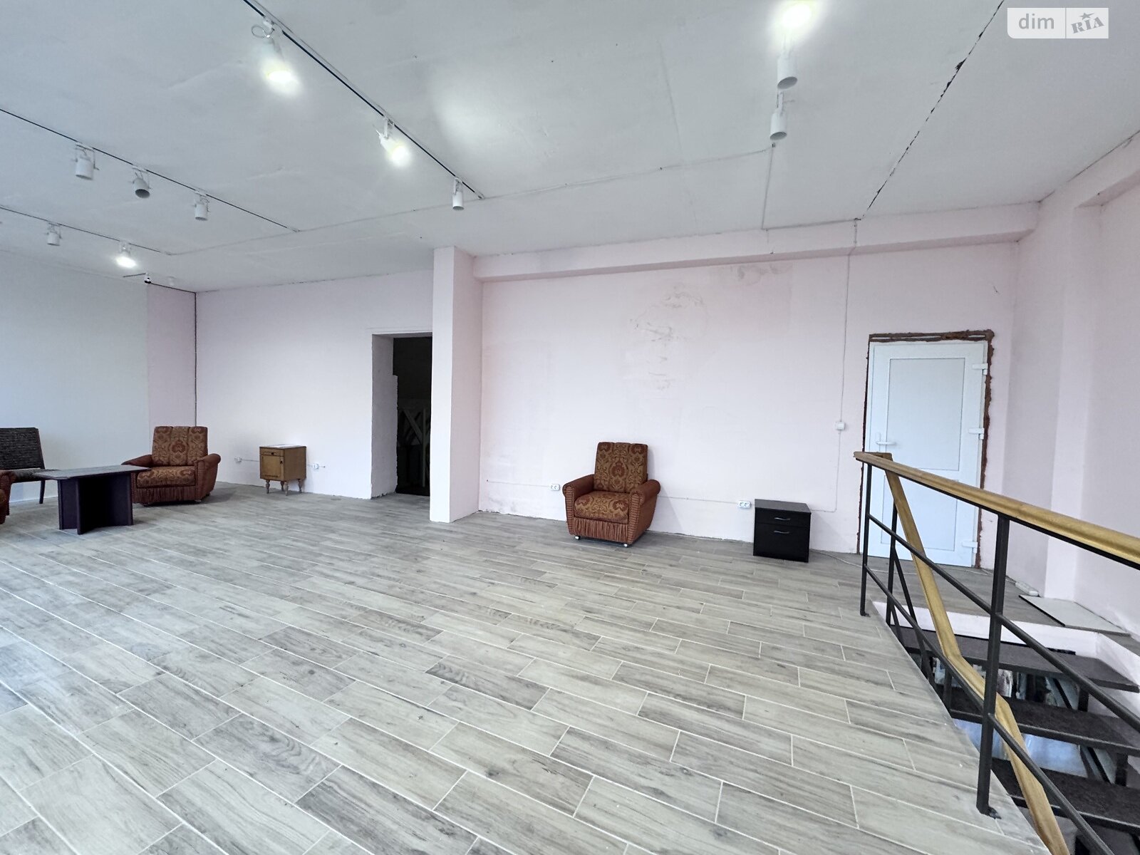 Комерційне приміщення в Тернополі, Оболоня вулиця, ціна оренди: 21 125 грн за об’єкт фото 1