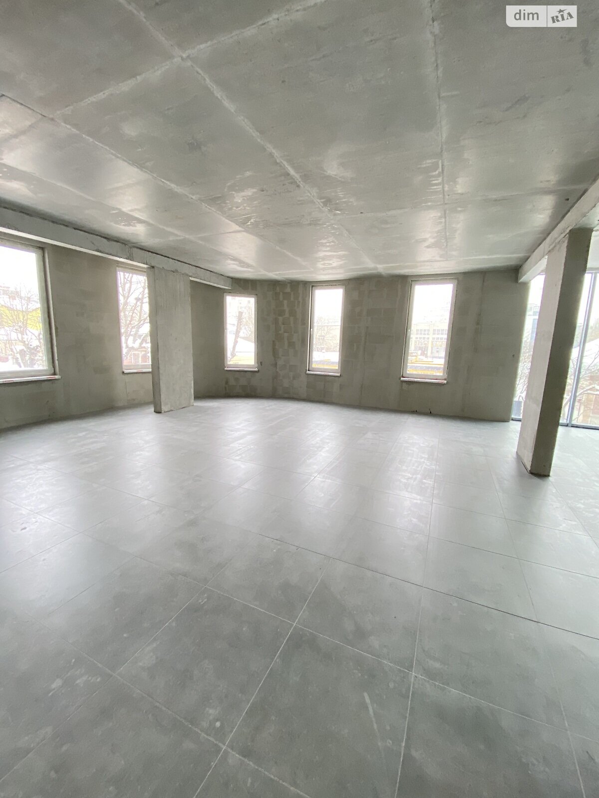 Коммерческое помещение в Тернополе, Паращука улица, цена аренды: 371 000 грн за объект фото 1