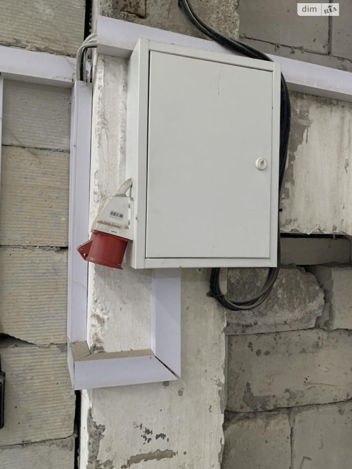 Комерційне приміщення в Тернополі, здам в оренду по Лук’яновича Дениса вулиця, район Промисловий Південний, ціна: 60 000 грн за об’єкт фото 1 Комерційне приміщення в Тернополі, здам в оренду по Лук’яновича Дениса вулиця, район Промисловий Південний, ціна: 60 000 грн за об’єкт фото 1