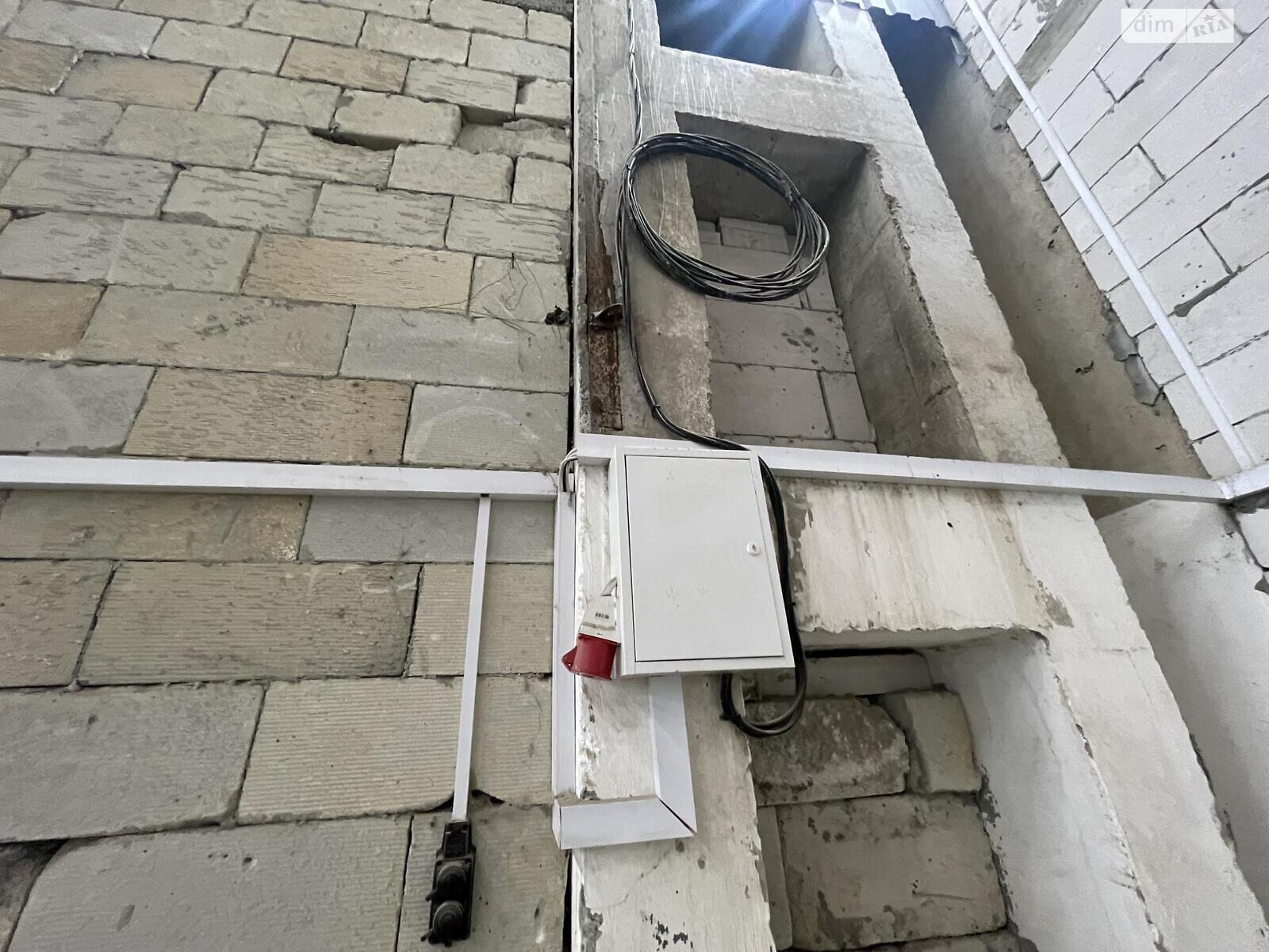 Комерційне приміщення в Тернополі, здам в оренду по Лук’яновича Дениса вулиця, район Промисловий Південний, ціна: 60 000 грн за об’єкт фото 1 Комерційне приміщення в Тернополі, здам в оренду по Лук’яновича Дениса вулиця, район Промисловий Південний, ціна: 60 000 грн за об’єкт фото 1