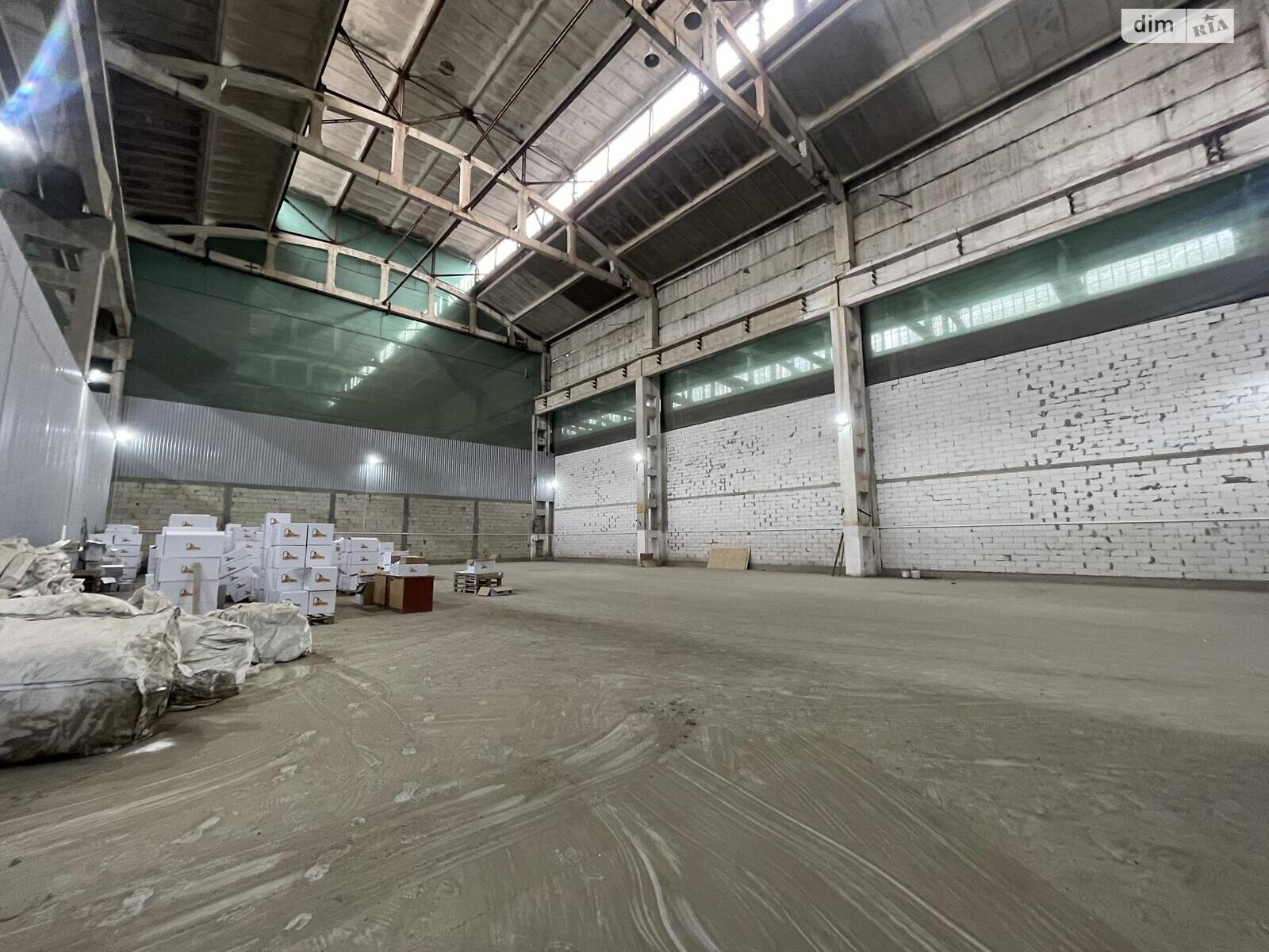 Комерційне приміщення в Тернополі, здам в оренду по Лук’яновича Дениса вулиця, район Промисловий Південний, ціна: 60 000 грн за об’єкт фото 1 Комерційне приміщення в Тернополі, здам в оренду по Лук’яновича Дениса вулиця, район Промисловий Південний, ціна: 60 000 грн за об’єкт фото 1