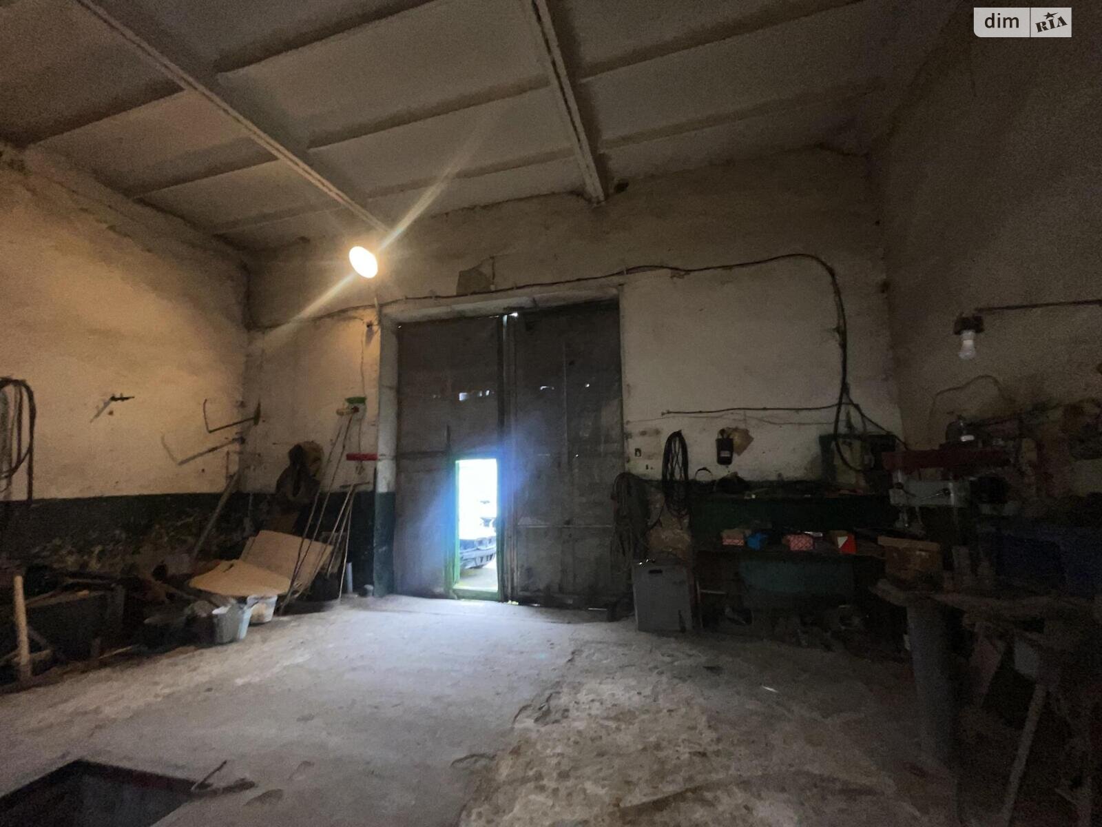 Комерційне приміщення в Тернополі, здам в оренду по Микулинецька вулиця, район Цукровий завод, ціна: 10 000 грн за об’єкт фото 1 Комерційне приміщення в Тернополі, здам в оренду по Микулинецька вулиця, район Цукровий завод, ціна: 10 000 грн за об’єкт фото 1