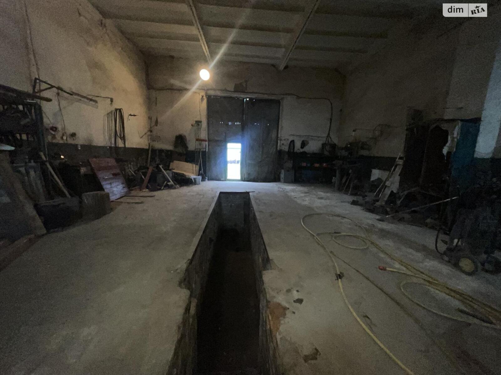 Комерційне приміщення в Тернополі, здам в оренду по Микулинецька вулиця, район Цукровий завод, ціна: 10 000 грн за об’єкт фото 1 Комерційне приміщення в Тернополі, здам в оренду по Микулинецька вулиця, район Цукровий завод, ціна: 10 000 грн за об’єкт фото 1