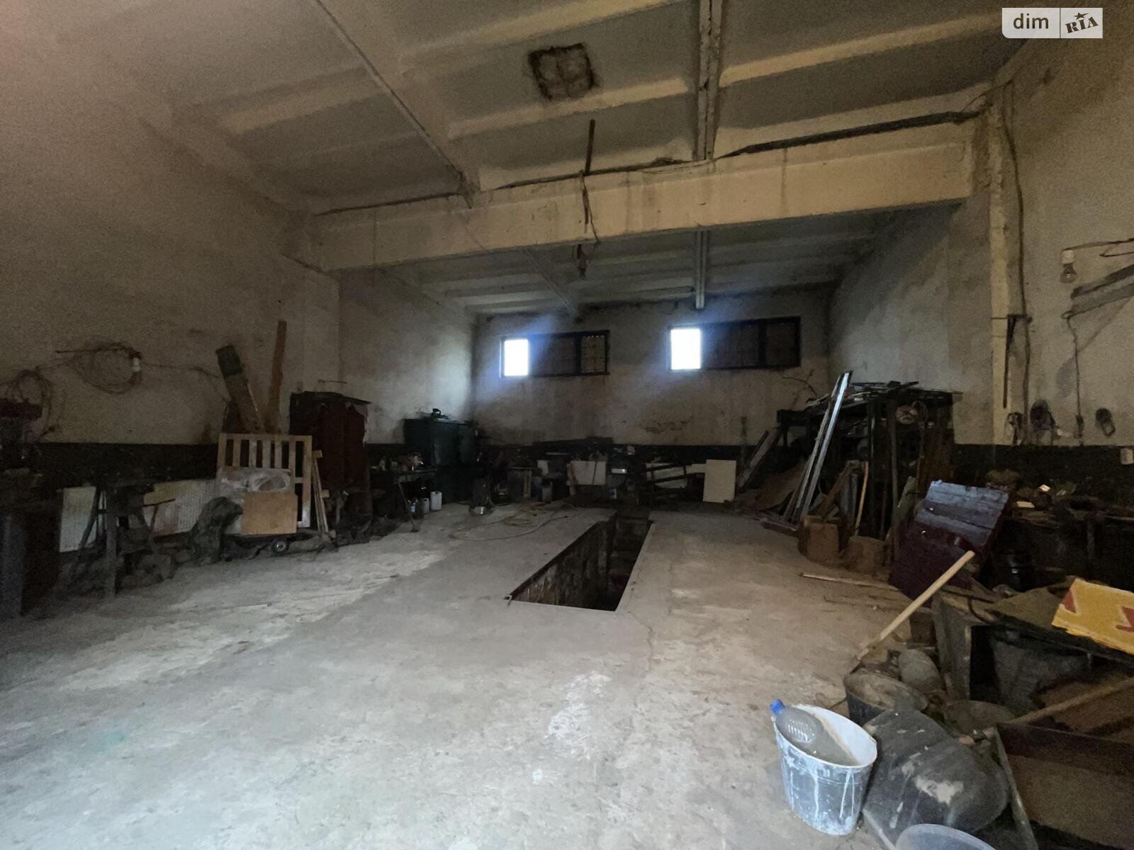 Комерційне приміщення в Тернополі, здам в оренду по Микулинецька вулиця, район Цукровий завод, ціна: 10 000 грн за об’єкт фото 1 Комерційне приміщення в Тернополі, здам в оренду по Микулинецька вулиця, район Цукровий завод, ціна: 10 000 грн за об’єкт фото 1