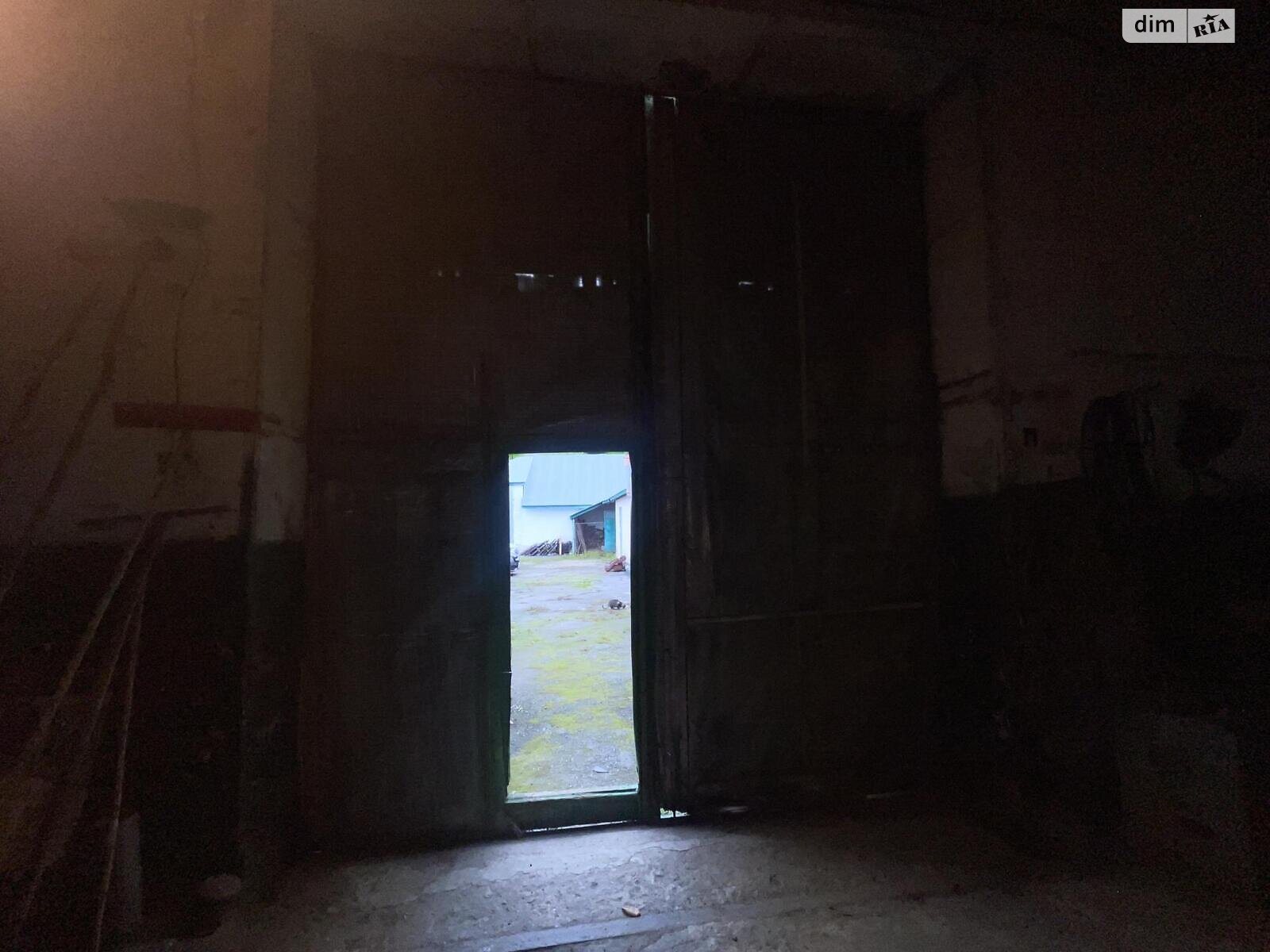 Комерційне приміщення в Тернополі, здам в оренду по Микулинецька вулиця, район Цукровий завод, ціна: 10 000 грн за об’єкт фото 1 Комерційне приміщення в Тернополі, здам в оренду по Микулинецька вулиця, район Цукровий завод, ціна: 10 000 грн за об’єкт фото 1