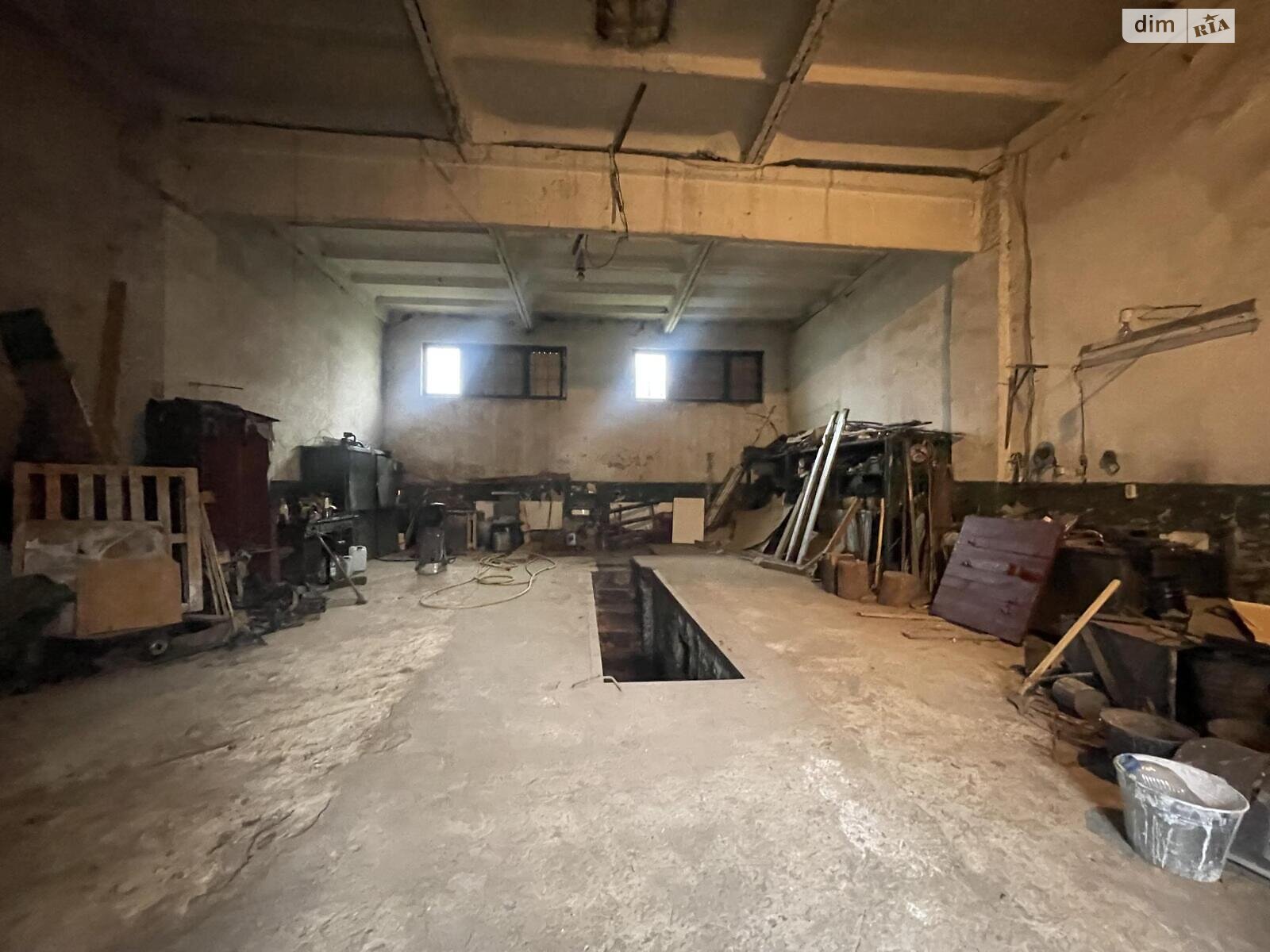 Комерційне приміщення в Тернополі, здам в оренду по Микулинецька вулиця, район Цукровий завод, ціна: 10 000 грн за об’єкт фото 1 Комерційне приміщення в Тернополі, здам в оренду по Микулинецька вулиця, район Цукровий завод, ціна: 10 000 грн за об’єкт фото 1