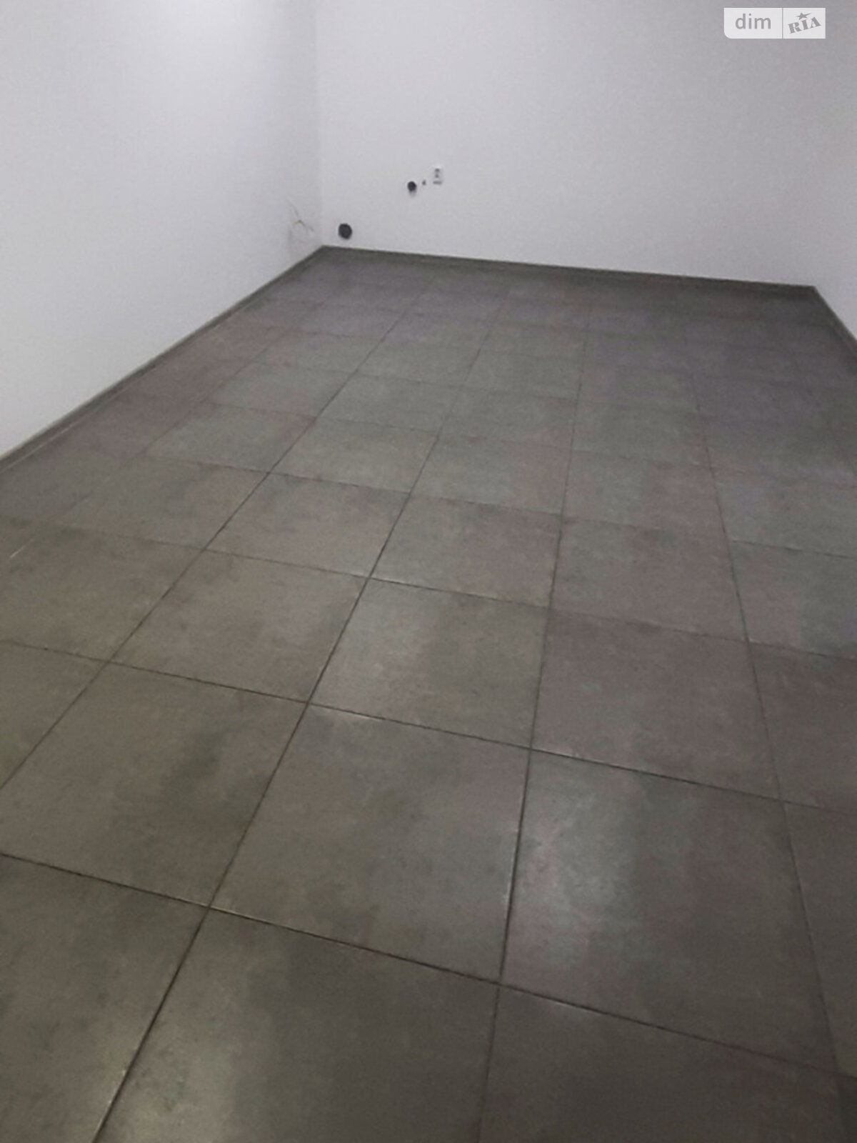 Коммерческое помещение в Тернополе, сдам в аренду по Яремы улица, район Северный, цена: 26 700 грн за объект фото 1