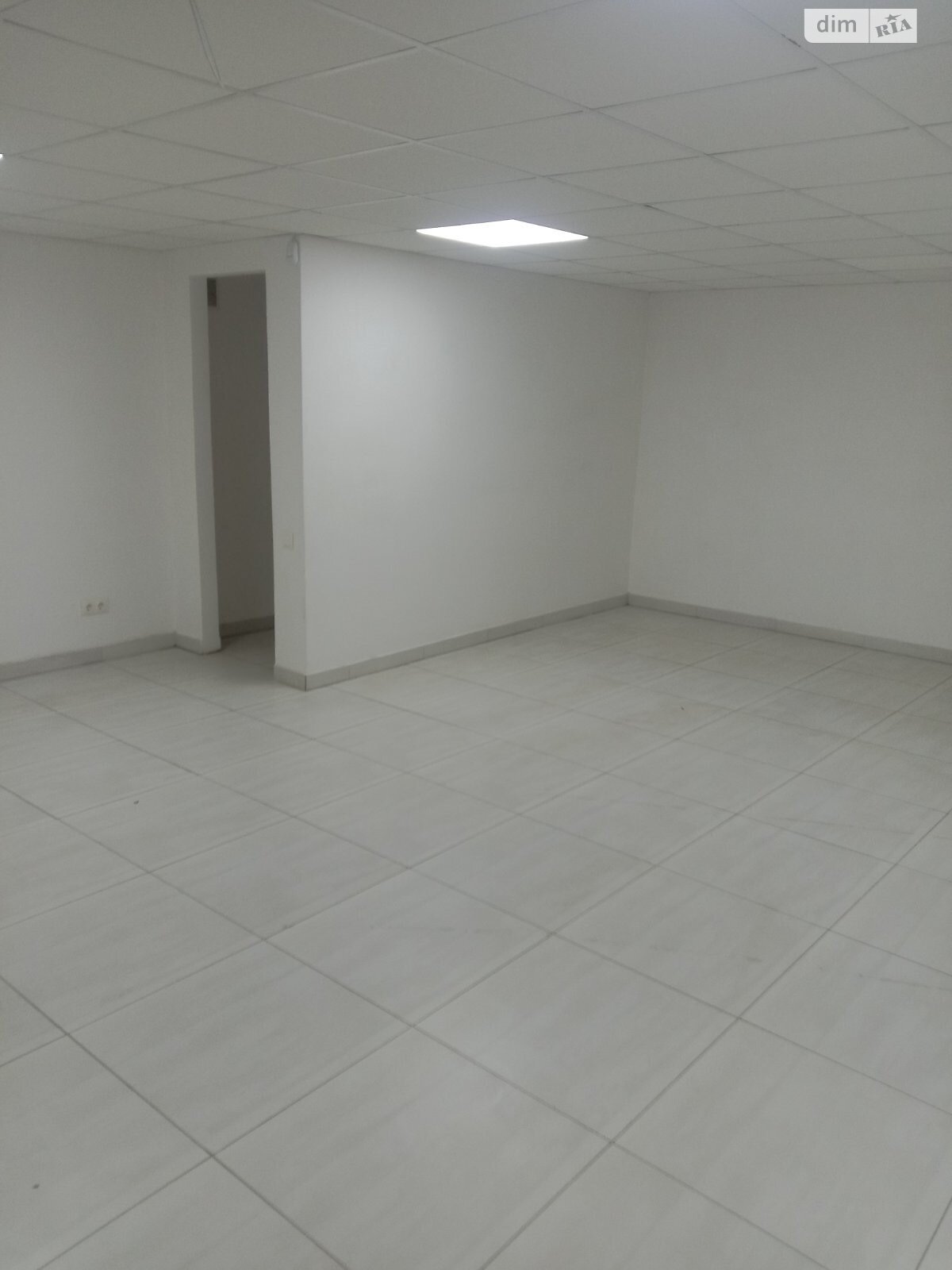 Комерційне приміщення в Тернополі, здам в оренду по Яреми вулиця, район Північний, ціна: 9 000 грн за об’єкт фото 1