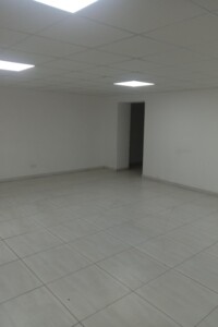 Комерційне приміщення в Тернополі, здам в оренду по Яреми вулиця, район Північний, ціна: 9 000 грн за об’єкт фото 2