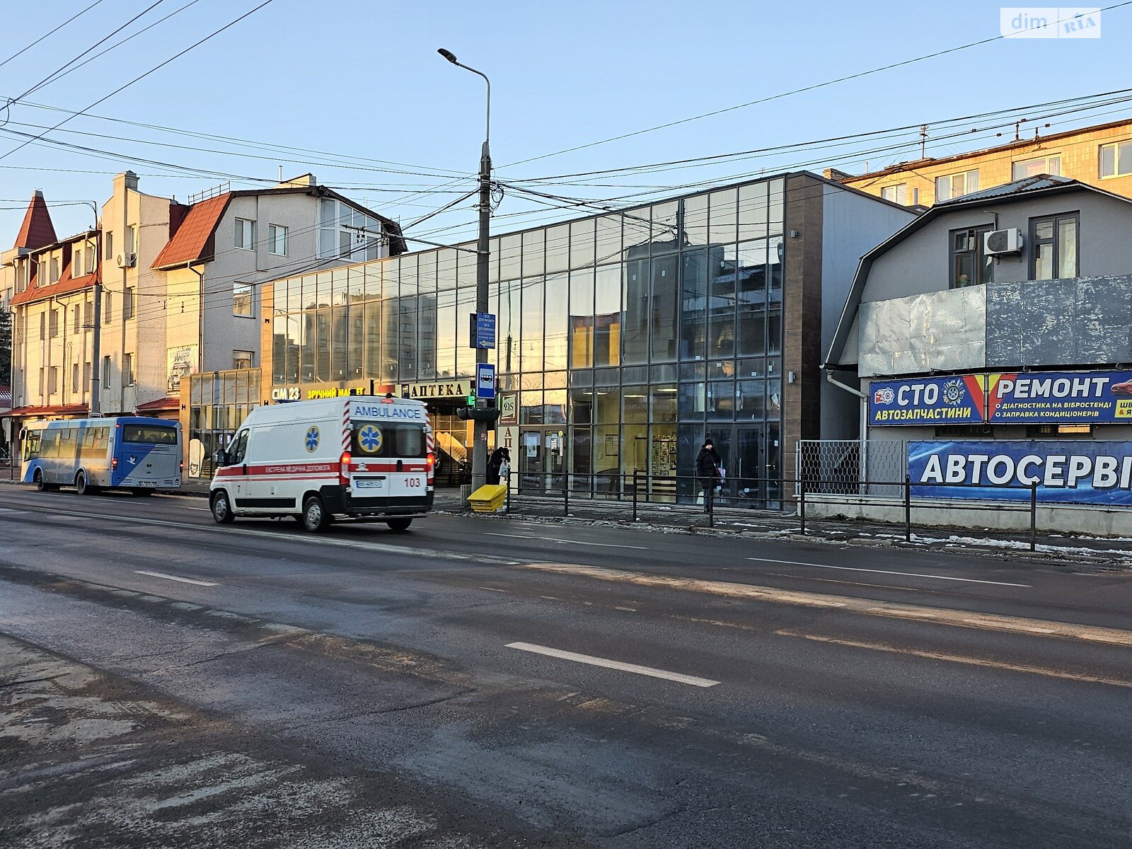 Комерційне приміщення в Тернополі, здам в оренду по Бандери Степана проспект, район Старий парк, ціна: 80 500 грн за об’єкт фото 1 Комерційне приміщення в Тернополі, здам в оренду по Бандери Степана проспект, район Старий парк, ціна: 80 500 грн за об’єкт фото 1