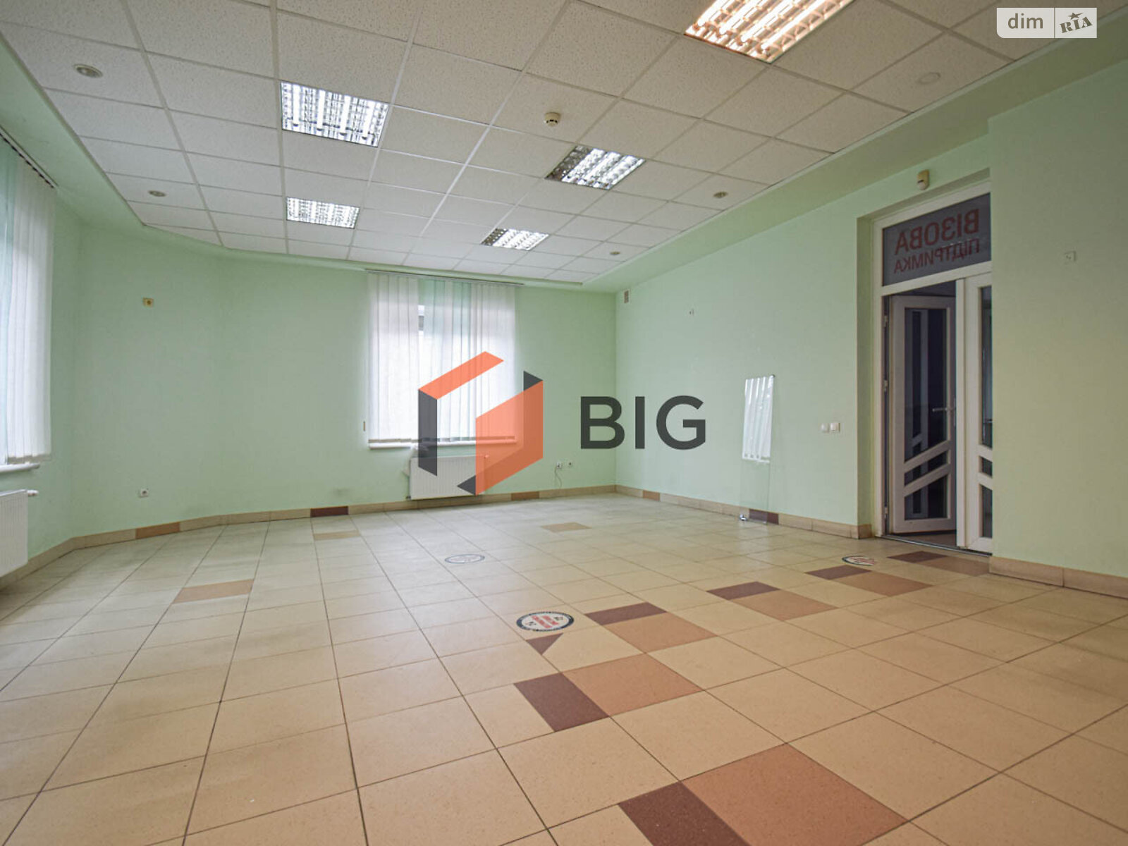 Комерційне приміщення в Тернополі, Старий Поділ (Танцорова) вулиця, ціна оренди: 15 000 грн за об’єкт фото 1 Комерційне приміщення в Тернополі, Старий Поділ (Танцорова) вулиця, ціна оренди: 15 000 грн за об’єкт фото 1