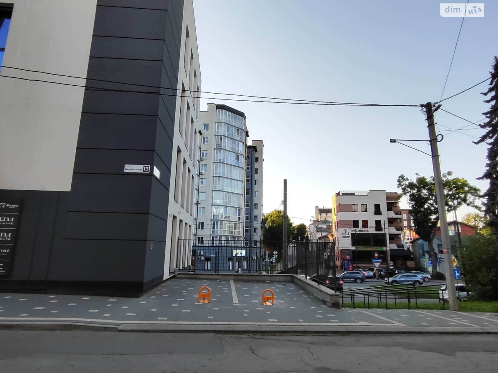 Комерційне приміщення в Тернополі, здам в оренду по Барвінських Родини вулиця 14, район Центр, ціна: 50 000 грн за об’єкт фото 1 Комерційне приміщення в Тернополі, здам в оренду по Барвінських Родини вулиця 14, район Центр, ціна: 50 000 грн за об’єкт фото 1