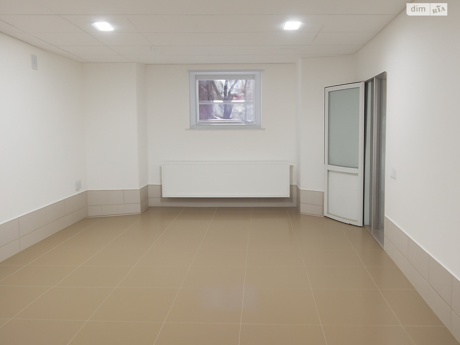 Комерційне приміщення в Тернополі, здам в оренду по Барвінських Родини вулиця 14, район Центр, ціна: 50 000 грн за об’єкт фото 1 Комерційне приміщення в Тернополі, здам в оренду по Барвінських Родини вулиця 14, район Центр, ціна: 50 000 грн за об’єкт фото 1