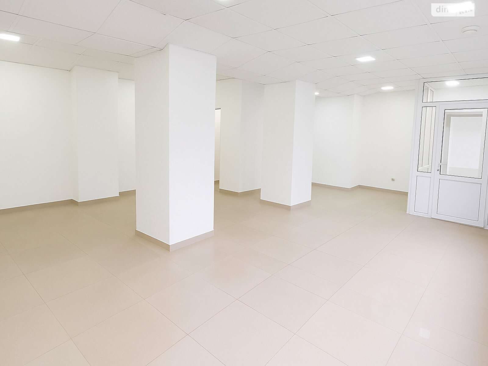 Комерційне приміщення в Тернополі, здам в оренду по Барвінських Родини вулиця 14, район Центр, ціна: 50 000 грн за об’єкт фото 1 Комерційне приміщення в Тернополі, здам в оренду по Барвінських Родини вулиця 14, район Центр, ціна: 50 000 грн за об’єкт фото 1