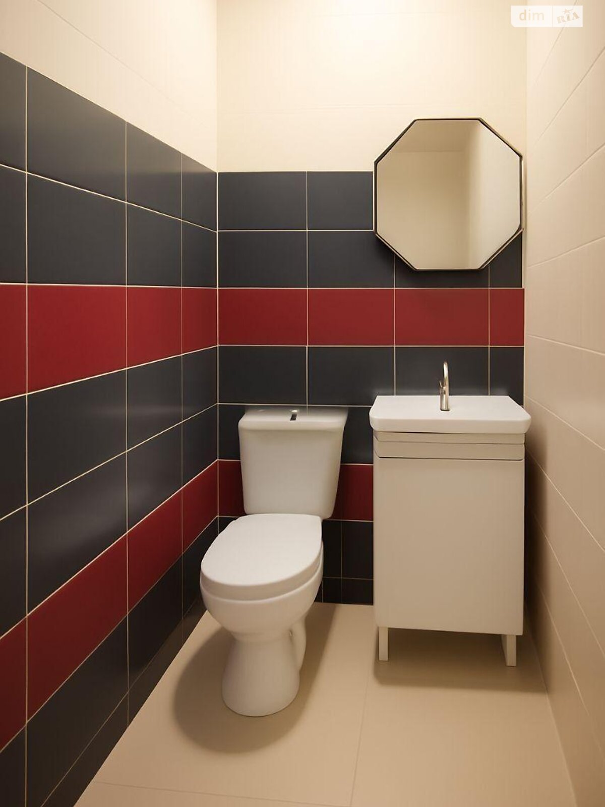 Коммерческое помещение в Тернополе, сдам в аренду по Барвинских Семьи улица 14, район Центр, цена: 50 000 грн за объект фото 1