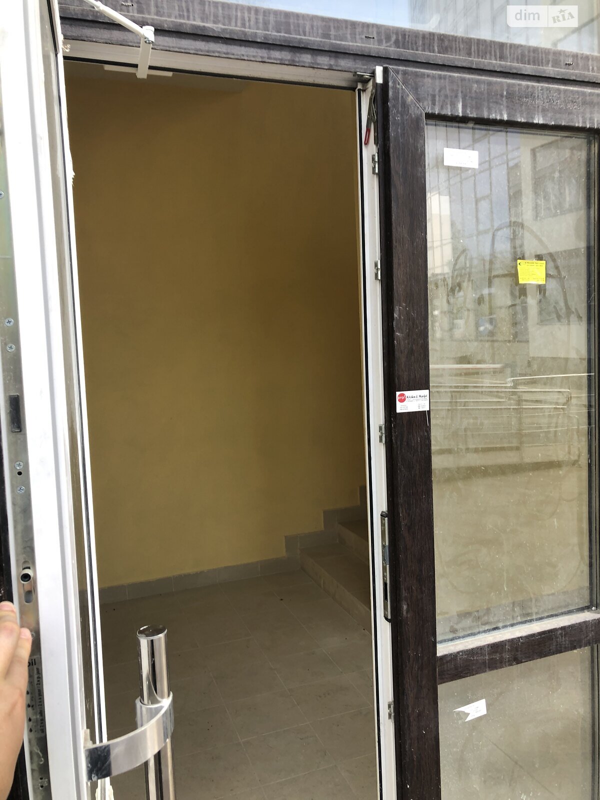 Комерційне приміщення в Тернополі, здам в оренду по Героїв Євромайдану площа 9, район Центр, ціна: 12 510 грн за об’єкт фото 1 Комерційне приміщення в Тернополі, здам в оренду по Героїв Євромайдану площа 9, район Центр, ціна: 12 510 грн за об’єкт фото 1
