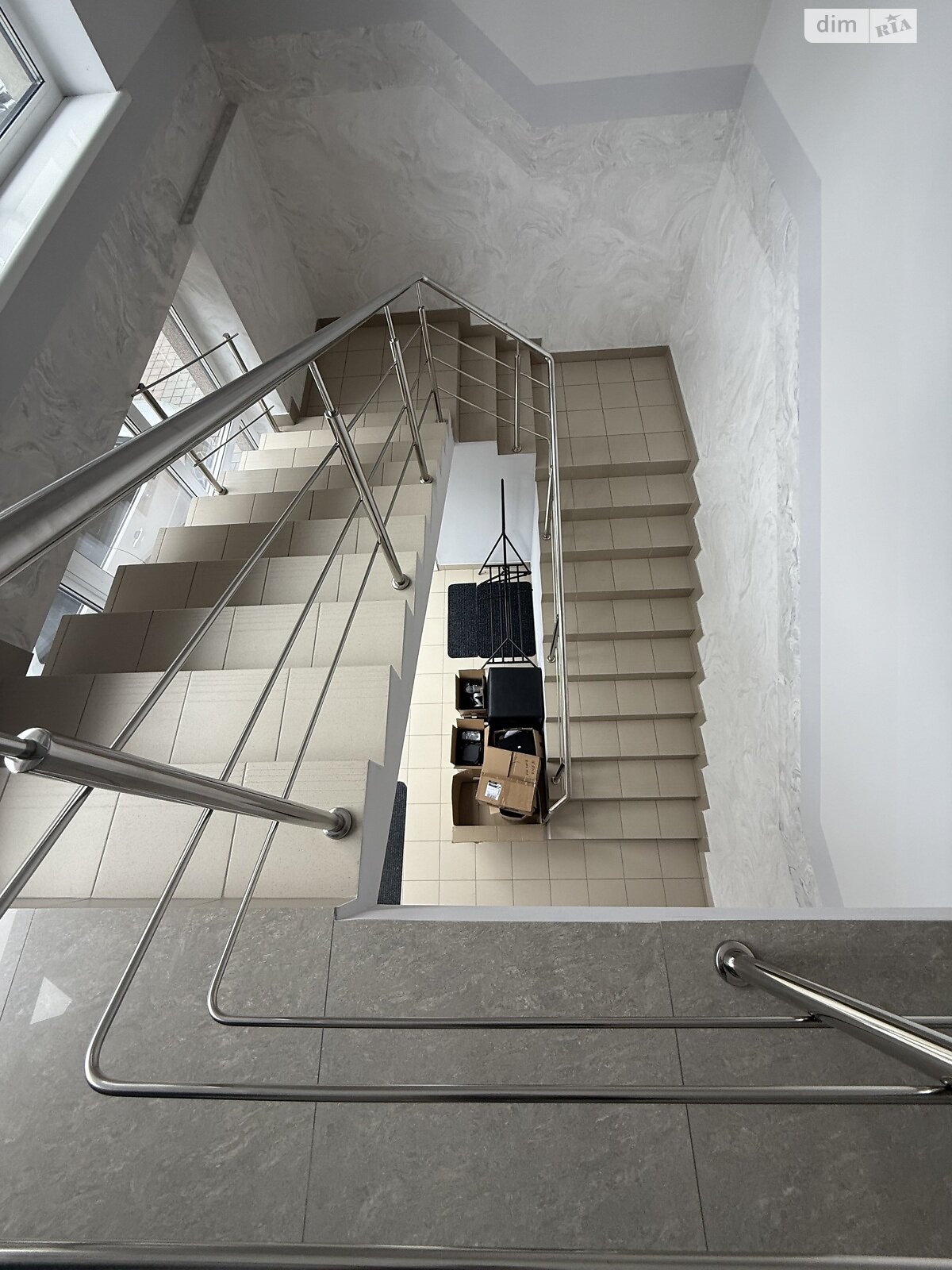 Комерційне приміщення в Тернополі, здам в оренду по Героїв Євромайдану площа 9, район Центр, ціна: 63 375 грн за об’єкт фото 1 Комерційне приміщення в Тернополі, здам в оренду по Героїв Євромайдану площа 9, район Центр, ціна: 63 375 грн за об’єкт фото 1