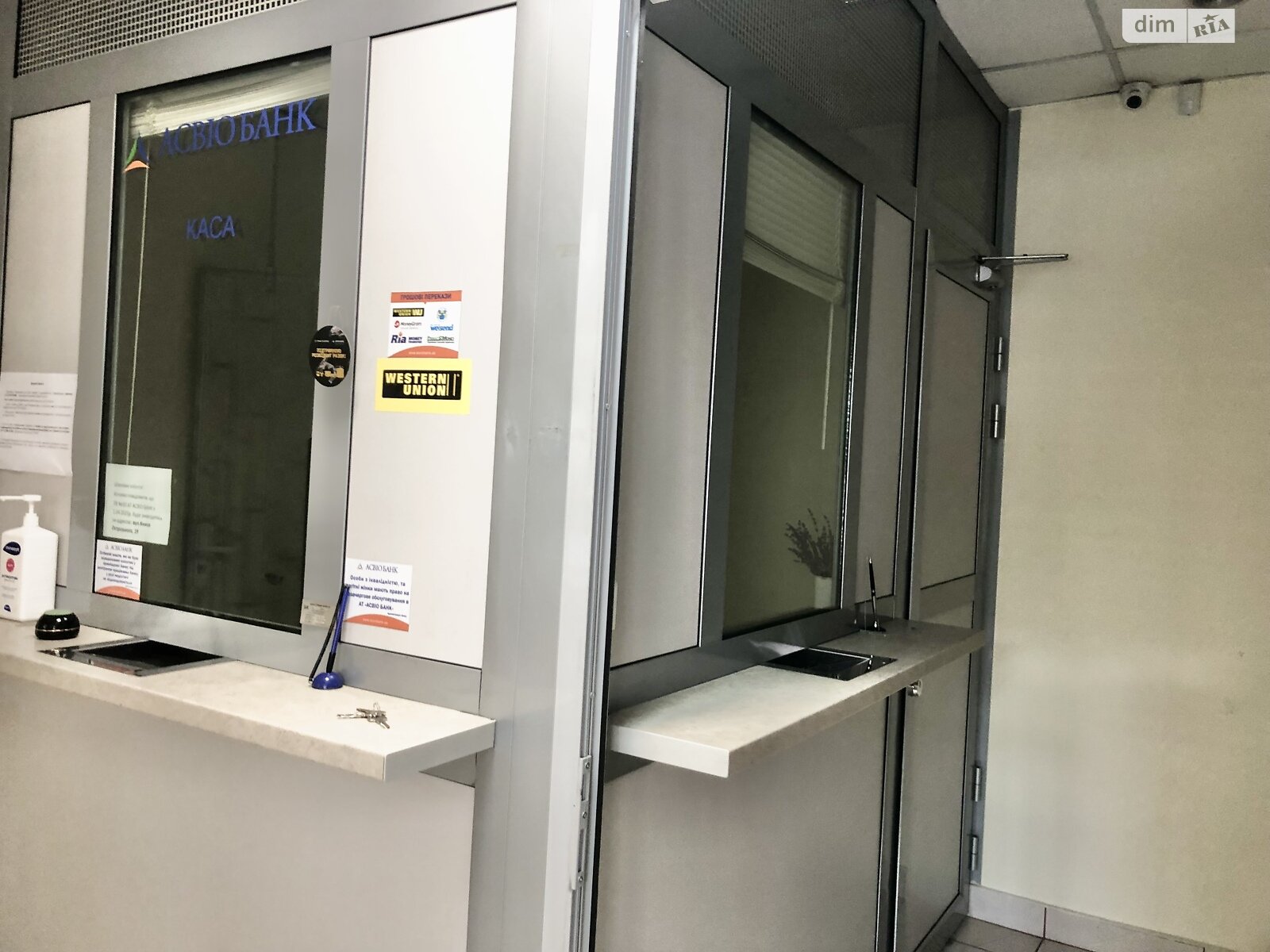 Комерційне приміщення в Тернополі, здам в оренду по Хмельницького Богдана вулиця 16, район Центр, ціна: 40 000 грн за об’єкт фото 1 Комерційне приміщення в Тернополі, здам в оренду по Хмельницького Богдана вулиця 16, район Центр, ціна: 40 000 грн за об’єкт фото 1