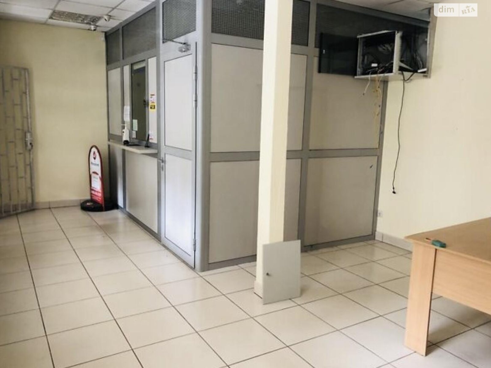 Коммерческое помещение в Тернополе, сдам в аренду по Хмельницкого Богдана улица, район Центр, цена: 40 000 грн за объект фото 1 Коммерческое помещение в Тернополе, сдам в аренду по Хмельницкого Богдана улица, район Центр, цена: 40 000 грн за объект фото 1
