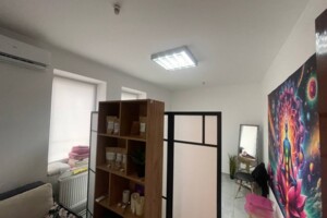 Коммерческое помещение в Тернополе, сдам в аренду по Хмельницкого Богдана улица, район Центр, цена: 6 000 грн за объект фото 2 Коммерческое помещение в Тернополе, сдам в аренду по Хмельницкого Богдана улица, район Центр, цена: 6 000 грн за объект фото 2