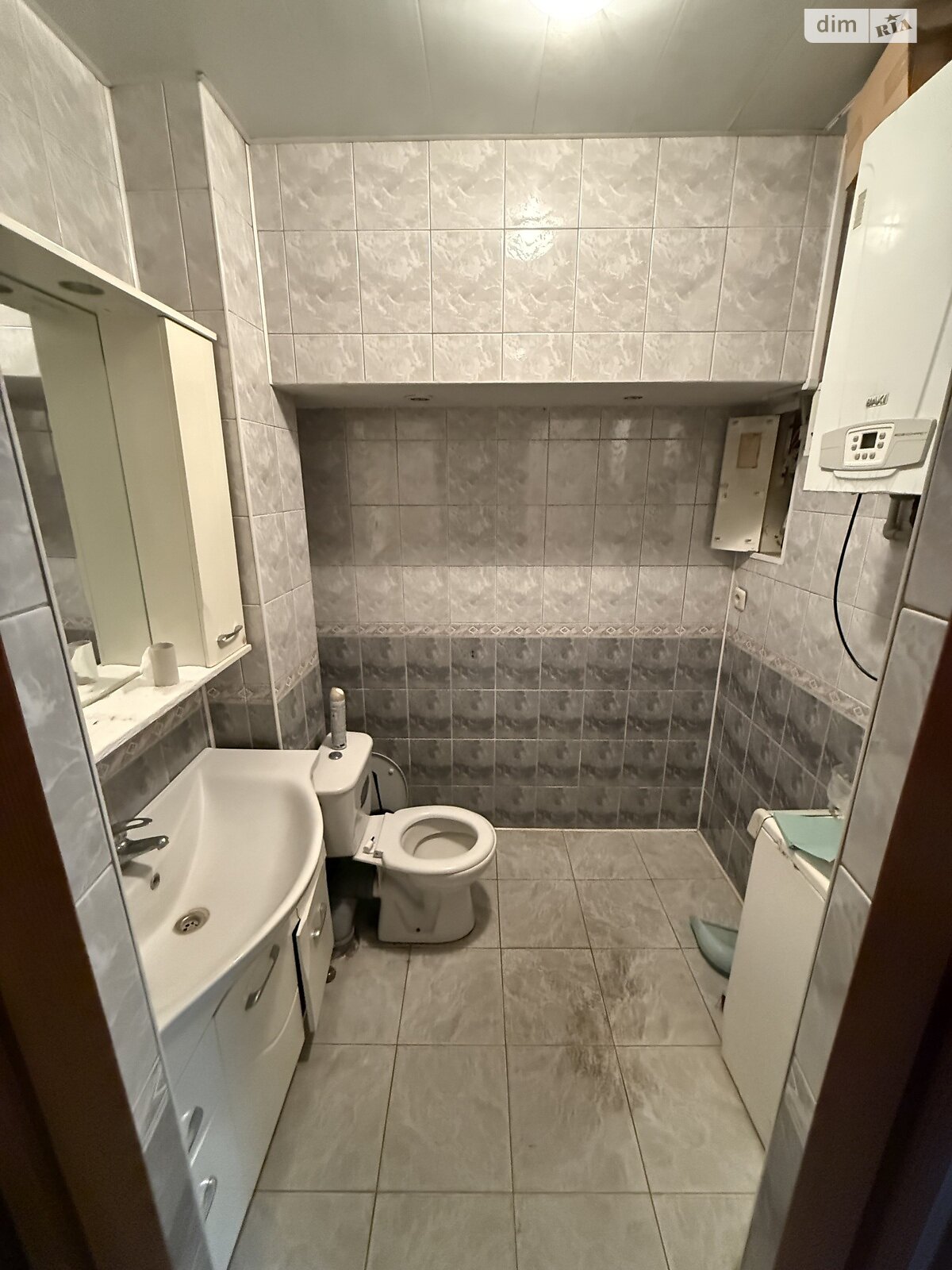 Комерційне приміщення в Тернополі, здам в оренду по Хмельницького Богдана вулиця 14, район Центр, ціна: 40 000 грн за об’єкт фото 1