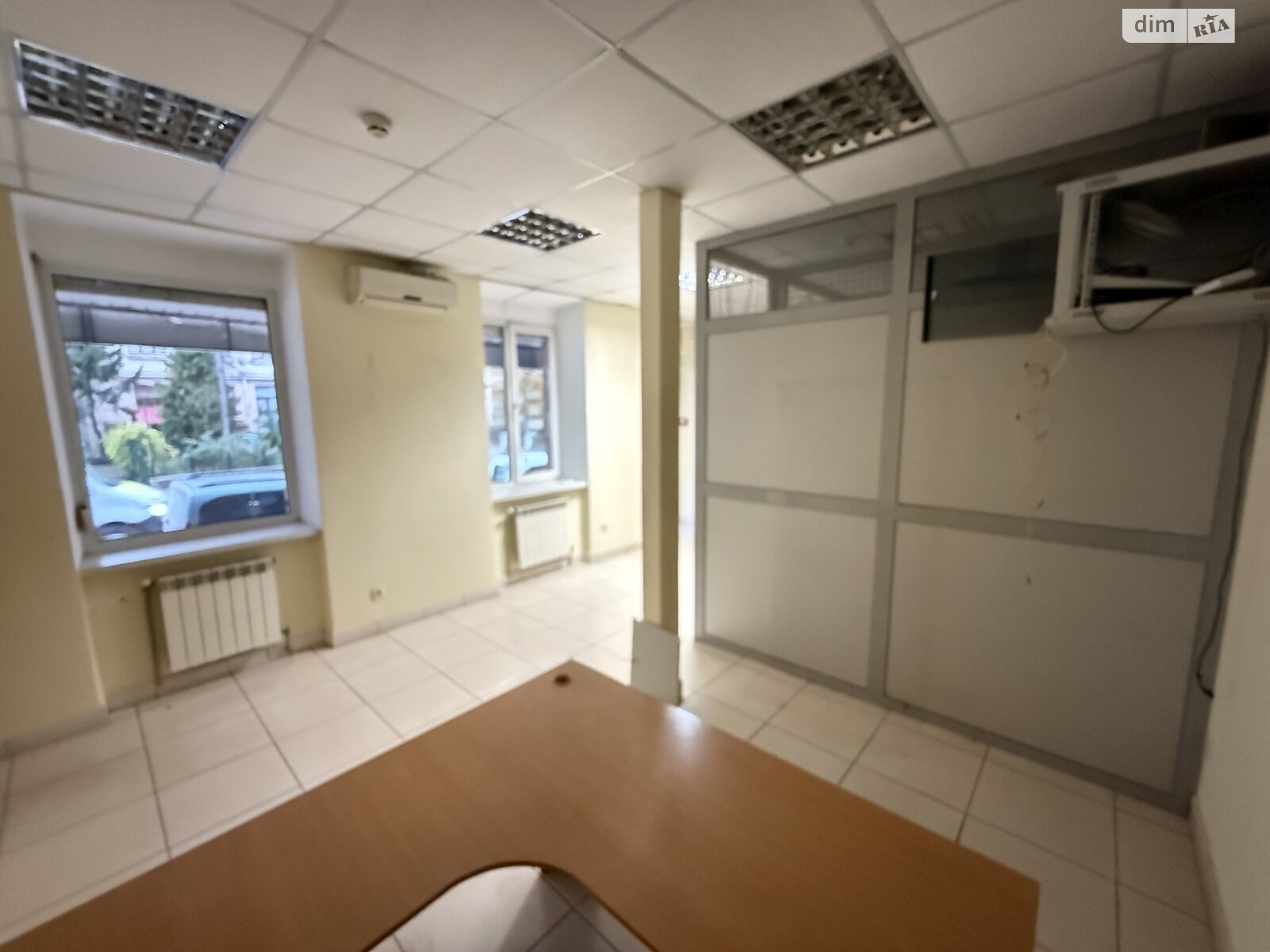 Комерційне приміщення в Тернополі, здам в оренду по Хмельницького Богдана вулиця 14, район Центр, ціна: 40 000 грн за об’єкт фото 1