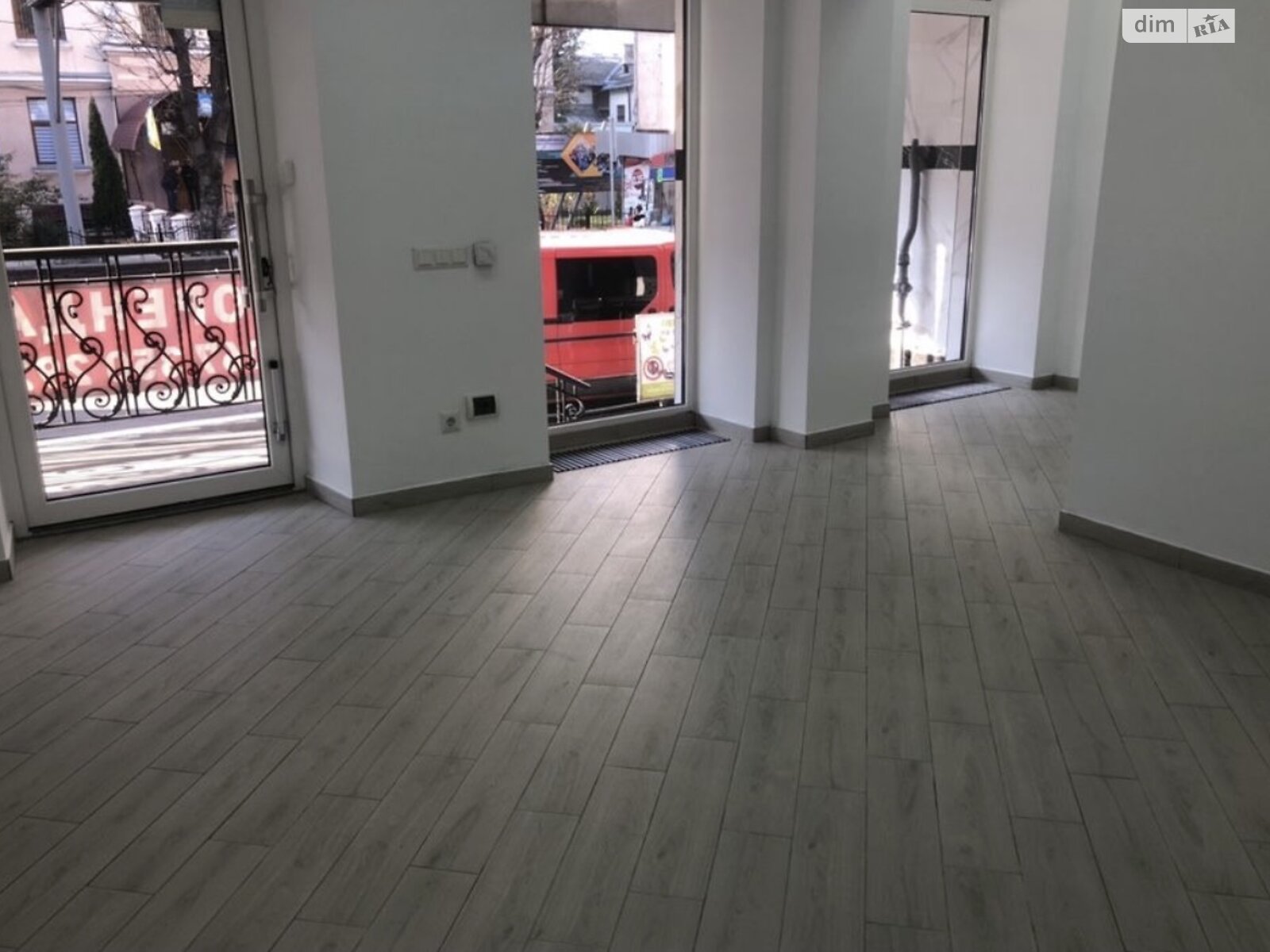 Коммерческое помещение в Тернополе, сдам в аренду по Хмельницкого Богдана улица, район Центр, цена: 36 000 грн за объект фото 1