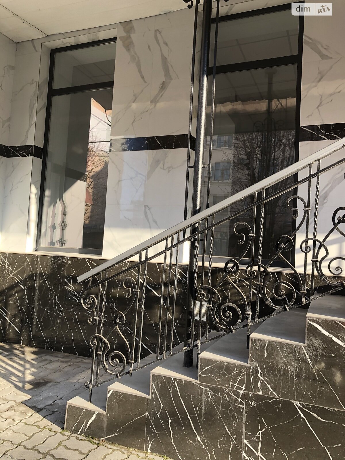 Коммерческое помещение в Тернополе, сдам в аренду по Хмельницкого Богдана улица, район Центр, цена: 36 000 грн за объект фото 1