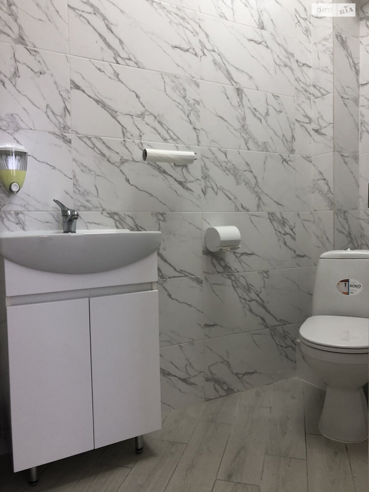 Коммерческое помещение в Тернополе, сдам в аренду по Хмельницкого Богдана улица, район Центр, цена: 36 000 грн за объект фото 1