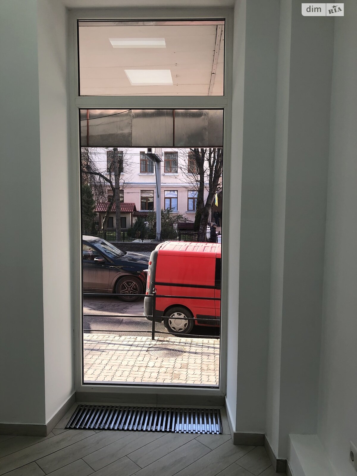 Коммерческое помещение в Тернополе, сдам в аренду по Хмельницкого Богдана улица, район Центр, цена: 36 000 грн за объект фото 1