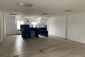 Коммерческое помещение в Тернополе, сдам в аренду по Кирпичный переулок, район Центр, цена: 12 150 грн за объект фото 2