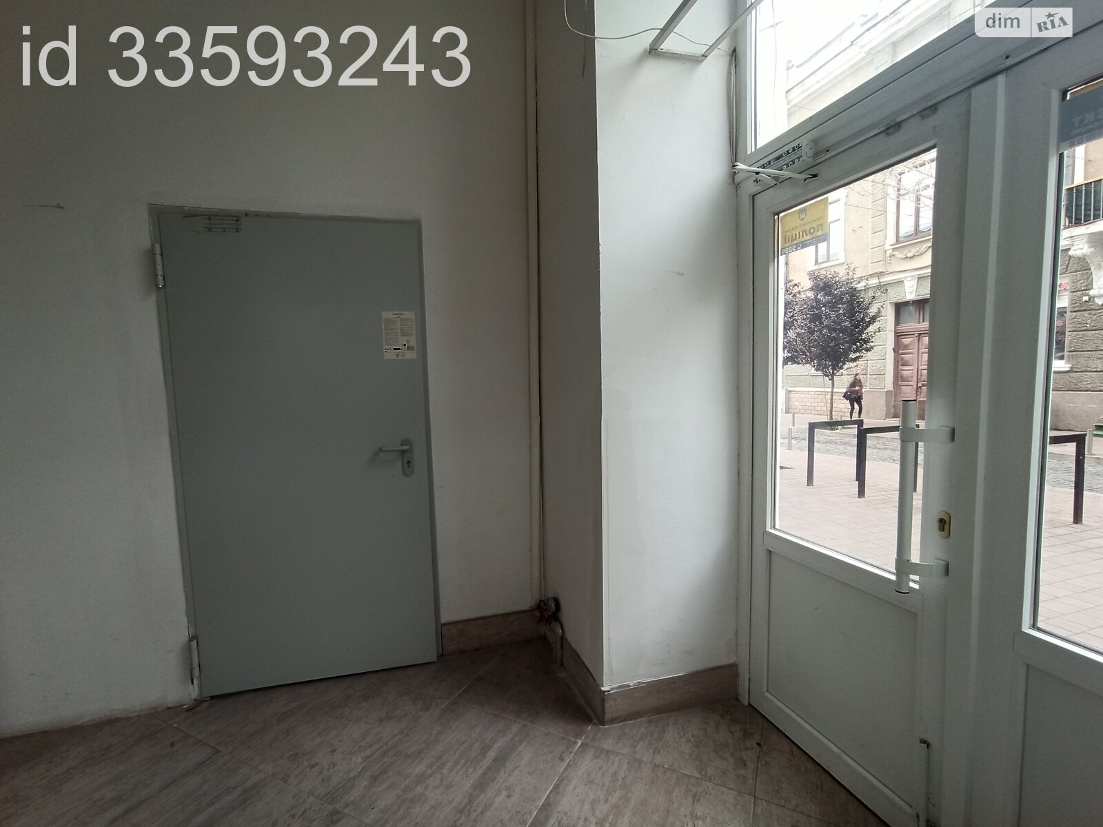 Коммерческое помещение в Тернополе, сдам в аренду по Вячеслава Черновола улица, район Центр, цена: 80 000 грн за объект фото 1