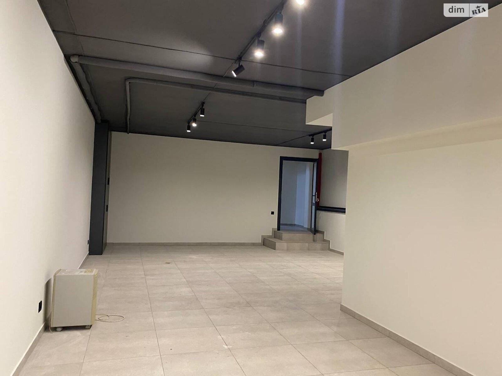 Коммерческое помещение в Тернополе, сдам в аренду по Котляревского улица, район Новый свет, цена: 12 000 грн за объект фото 1 Коммерческое помещение в Тернополе, сдам в аренду по Котляревского улица, район Новый свет, цена: 12 000 грн за объект фото 1