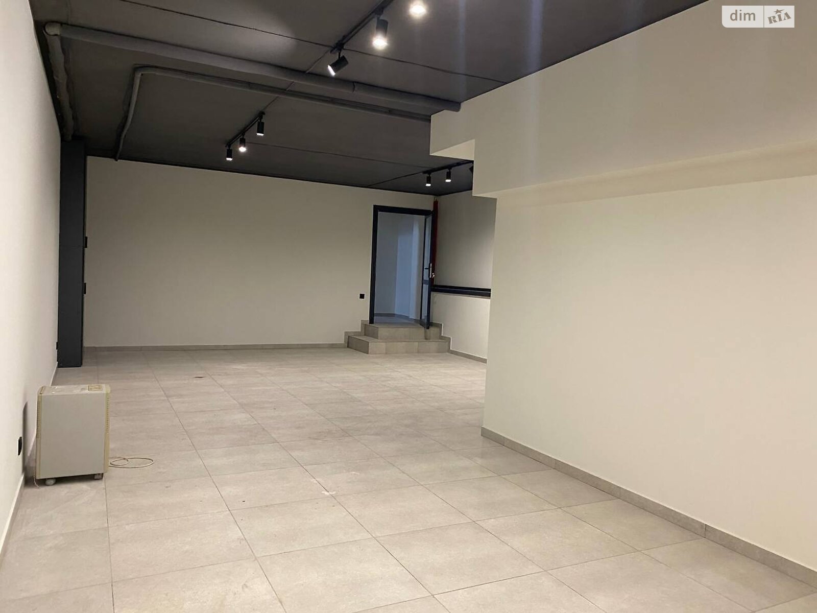 Коммерческое помещение в Тернополе, сдам в аренду по Котляревского улица, район Новый свет, цена: 12 000 грн за объект фото 1 Коммерческое помещение в Тернополе, сдам в аренду по Котляревского улица, район Новый свет, цена: 12 000 грн за объект фото 1