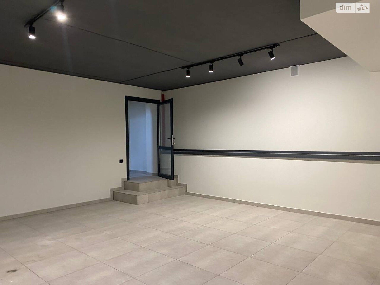 Коммерческое помещение в Тернополе, сдам в аренду по Котляревского улица, район Новый свет, цена: 12 000 грн за объект фото 1 Коммерческое помещение в Тернополе, сдам в аренду по Котляревского улица, район Новый свет, цена: 12 000 грн за объект фото 1