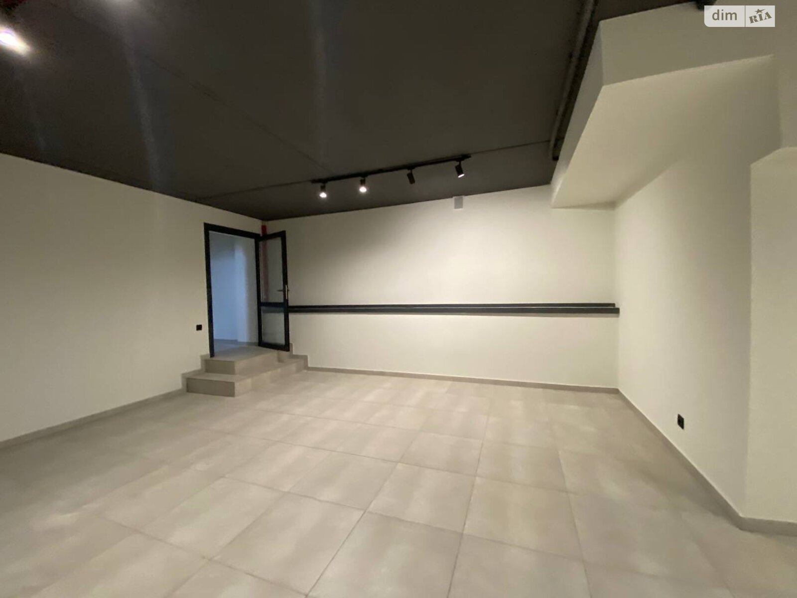 Коммерческое помещение в Тернополе, сдам в аренду по Котляревского улица, район Новый свет, цена: 12 000 грн за объект фото 1 Коммерческое помещение в Тернополе, сдам в аренду по Котляревского улица, район Новый свет, цена: 12 000 грн за объект фото 1