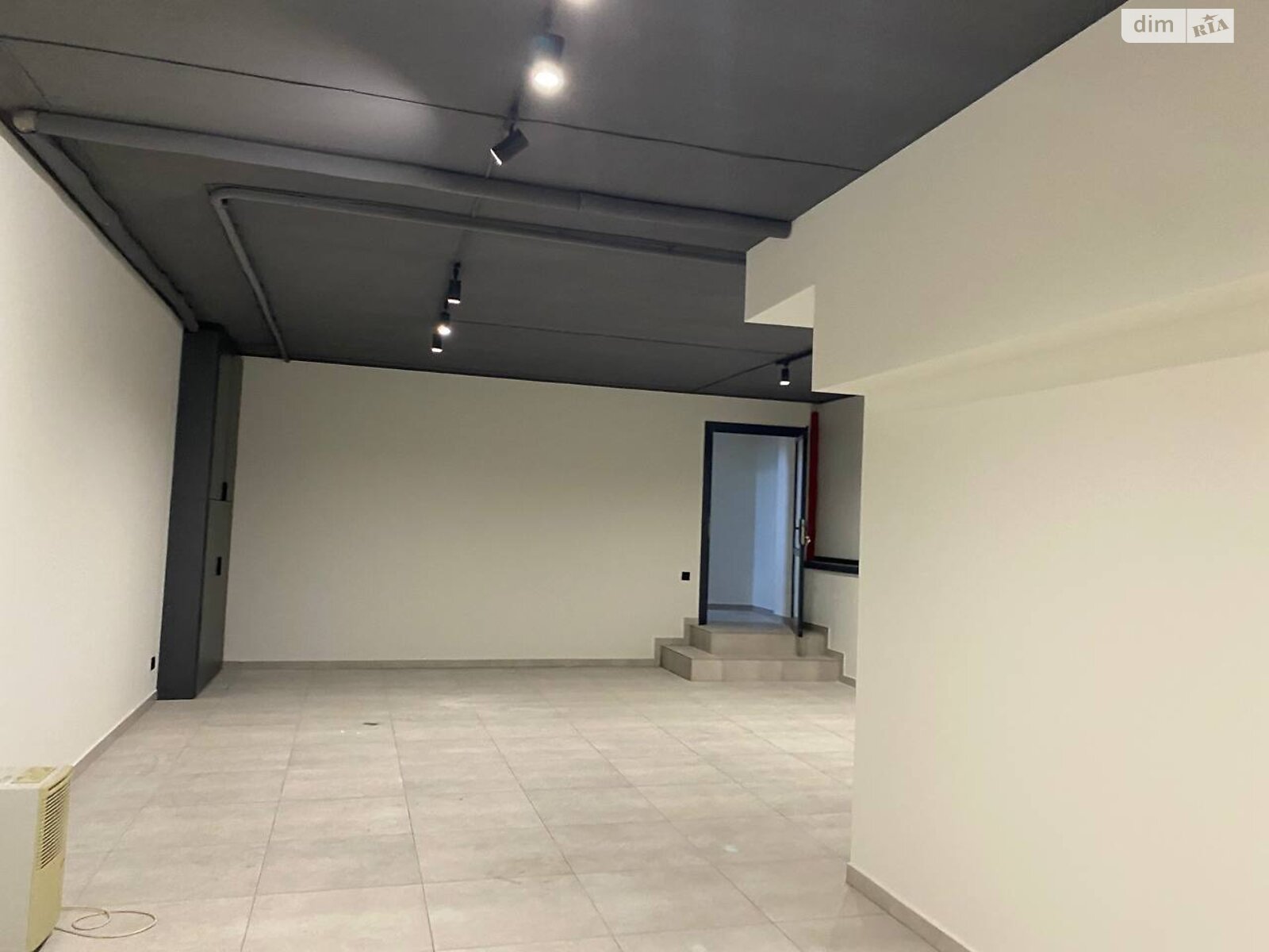 Коммерческое помещение в Тернополе, сдам в аренду по Котляревского улица, район Новый свет, цена: 12 000 грн за объект фото 1 Коммерческое помещение в Тернополе, сдам в аренду по Котляревского улица, район Новый свет, цена: 12 000 грн за объект фото 1