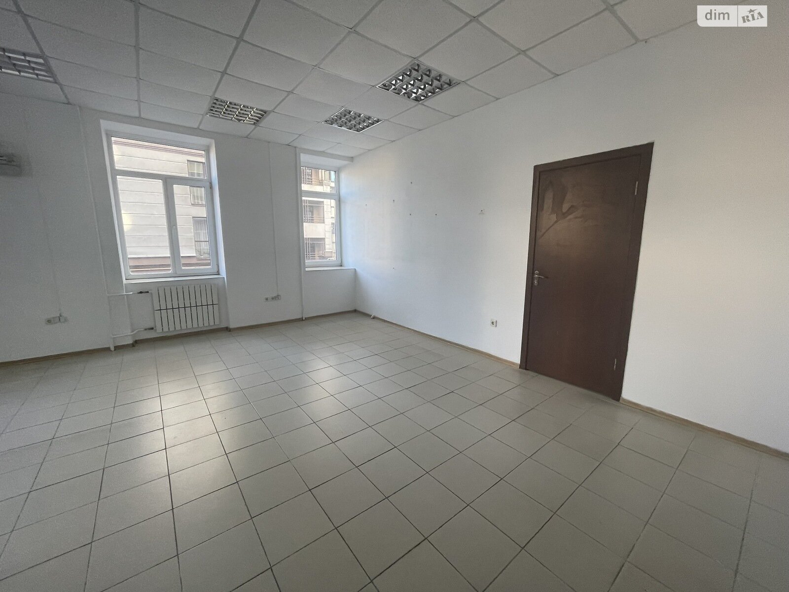 Коммерческое помещение в Тернополе, сдам в аренду по Микулинецкая улица 3А, район Центр, цена: 3 000 грн за объект фото 1 Коммерческое помещение в Тернополе, сдам в аренду по Микулинецкая улица 3А, район Центр, цена: 3 000 грн за объект фото 1