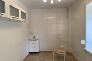 Коммерческое помещение в Тернополе, сдам в аренду по Русская улица, район Центр, цена: 42 170 грн за объект фото 2