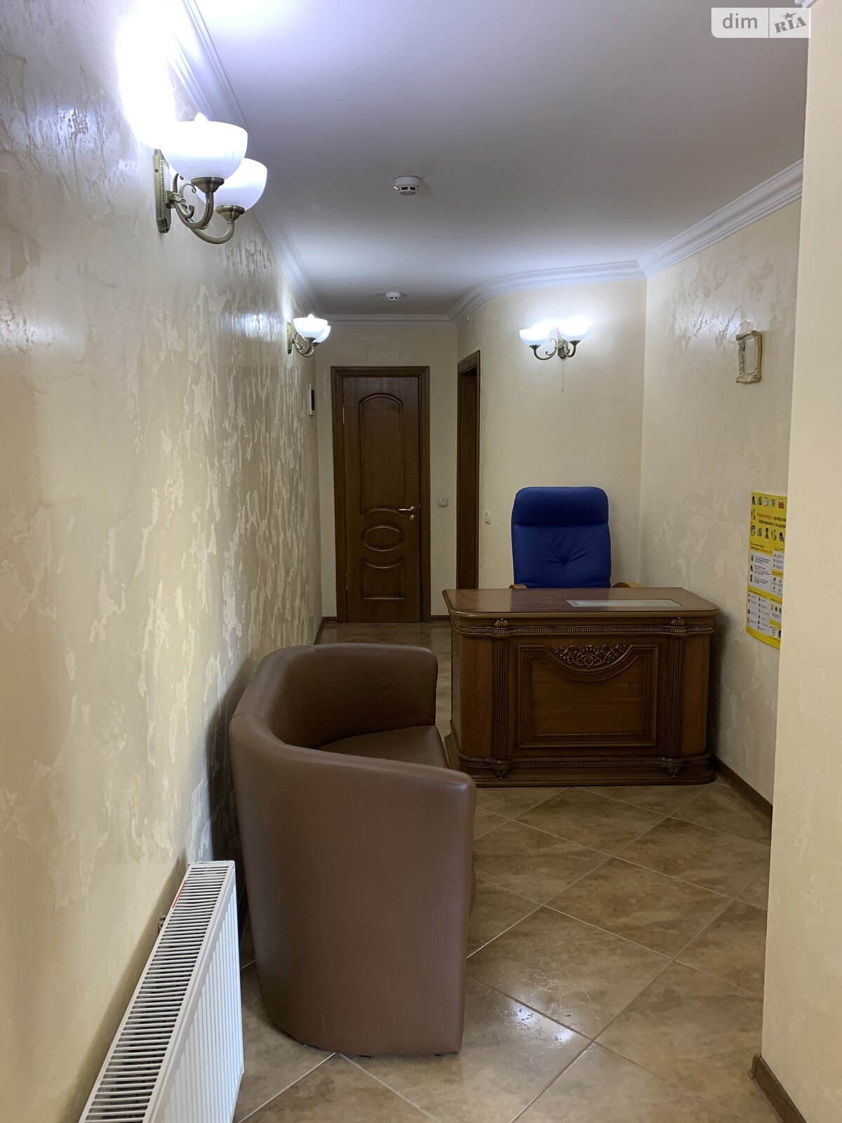 Коммерческое помещение в Тернополе, сдам в аренду по Русская улица, район Центр, цена: 42 170 грн за объект фото 1