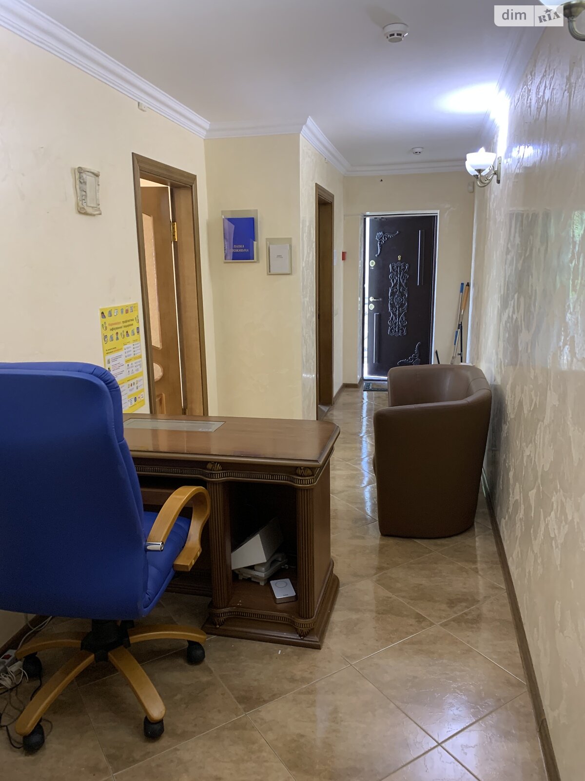 Коммерческое помещение в Тернополе, сдам в аренду по Русская улица, район Центр, цена: 42 170 грн за объект фото 1