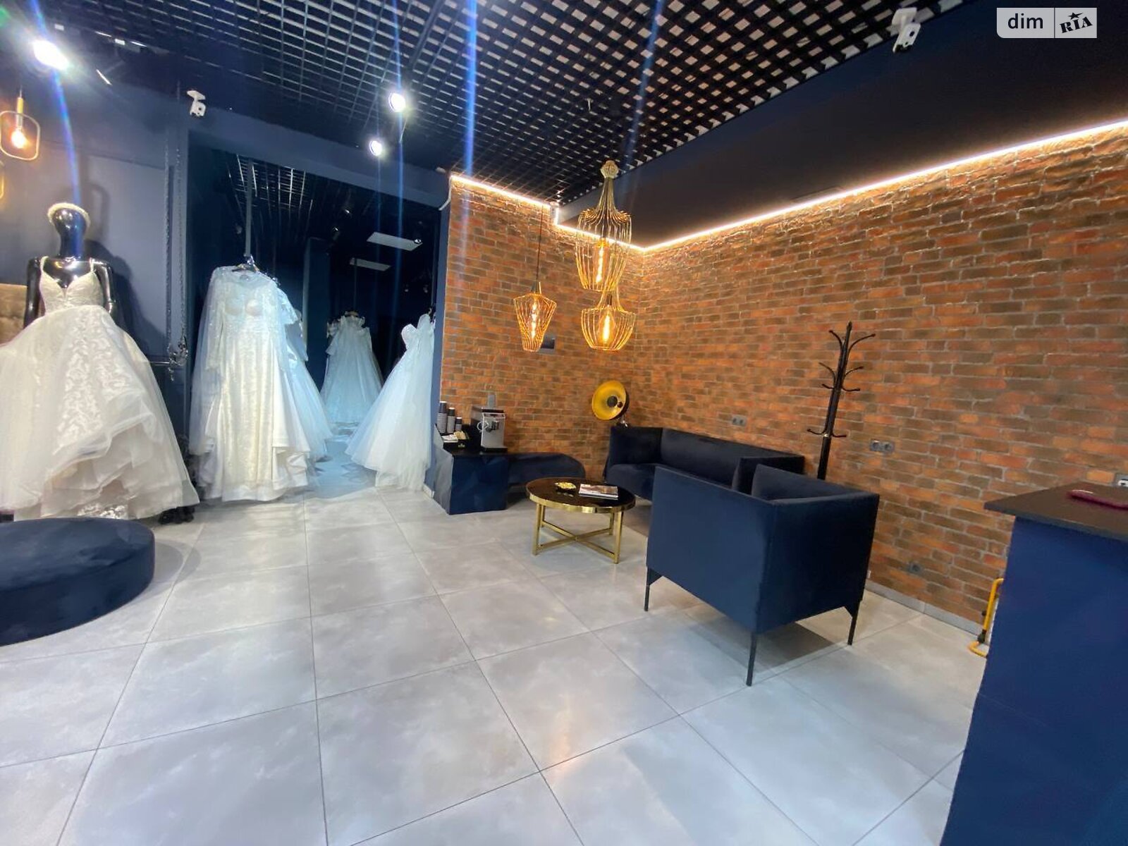 Комерційне приміщення в Тернополі, здам в оренду по Шашкевича вулиця, район Центр, ціна: 50 580 грн за об’єкт фото 1 Комерційне приміщення в Тернополі, здам в оренду по Шашкевича вулиця, район Центр, ціна: 50 580 грн за об’єкт фото 1