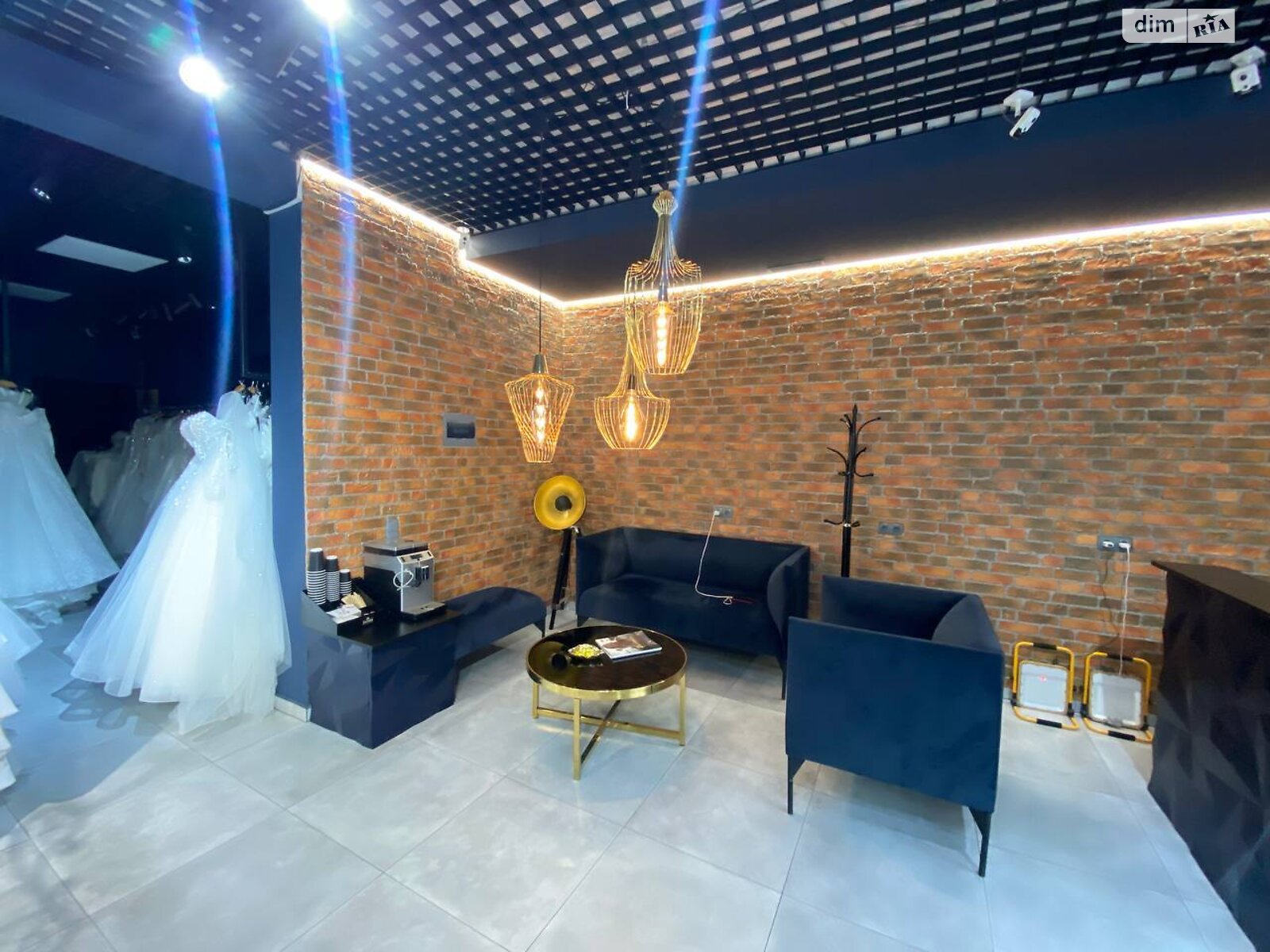 Комерційне приміщення в Тернополі, здам в оренду по Шашкевича вулиця, район Центр, ціна: 50 580 грн за об’єкт фото 1 Комерційне приміщення в Тернополі, здам в оренду по Шашкевича вулиця, район Центр, ціна: 50 580 грн за об’єкт фото 1