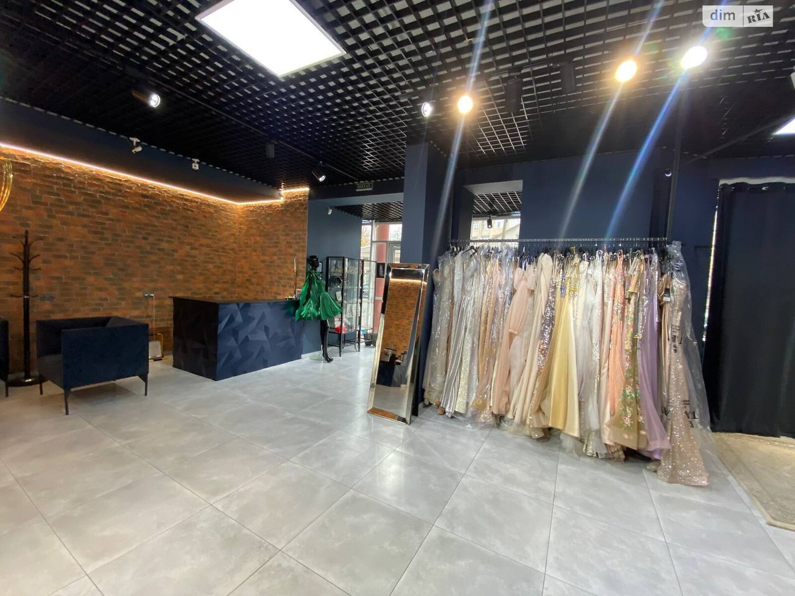 Комерційне приміщення в Тернополі, здам в оренду по Шашкевича вулиця, район Центр, ціна: 50 580 грн за об’єкт фото 1 Комерційне приміщення в Тернополі, здам в оренду по Шашкевича вулиця, район Центр, ціна: 50 580 грн за об’єкт фото 1