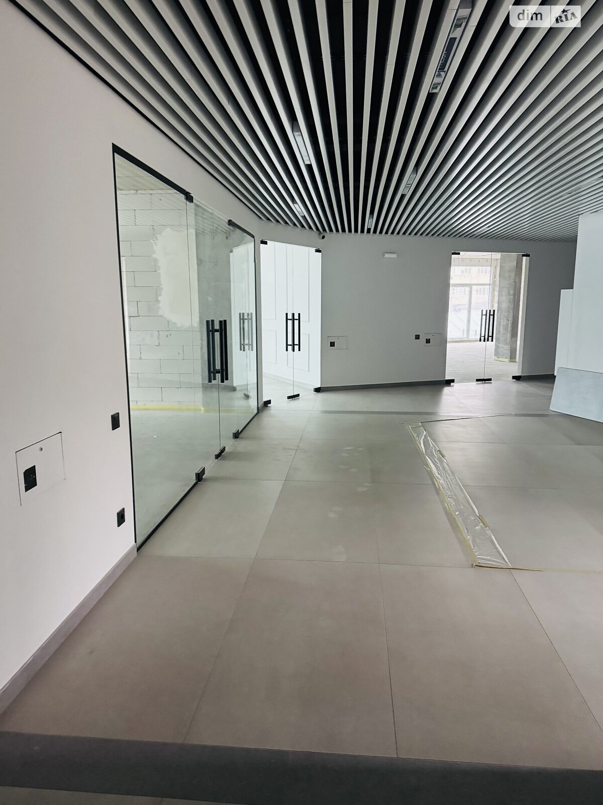 Коммерческое помещение в Тернополе, сдам в аренду по Шашкевича улица 19, район Центр, цена: 45 000 грн за объект фото 1