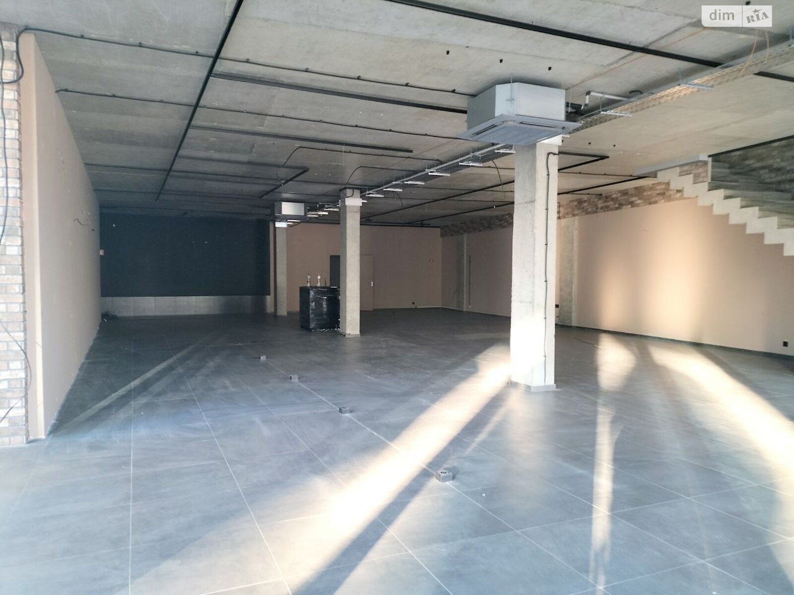 Коммерческое помещение в Тернополе, сдам в аренду по Шептицкого Андрея Митрополита улица, район Центр, цена: 295 000 грн за объект фото 1